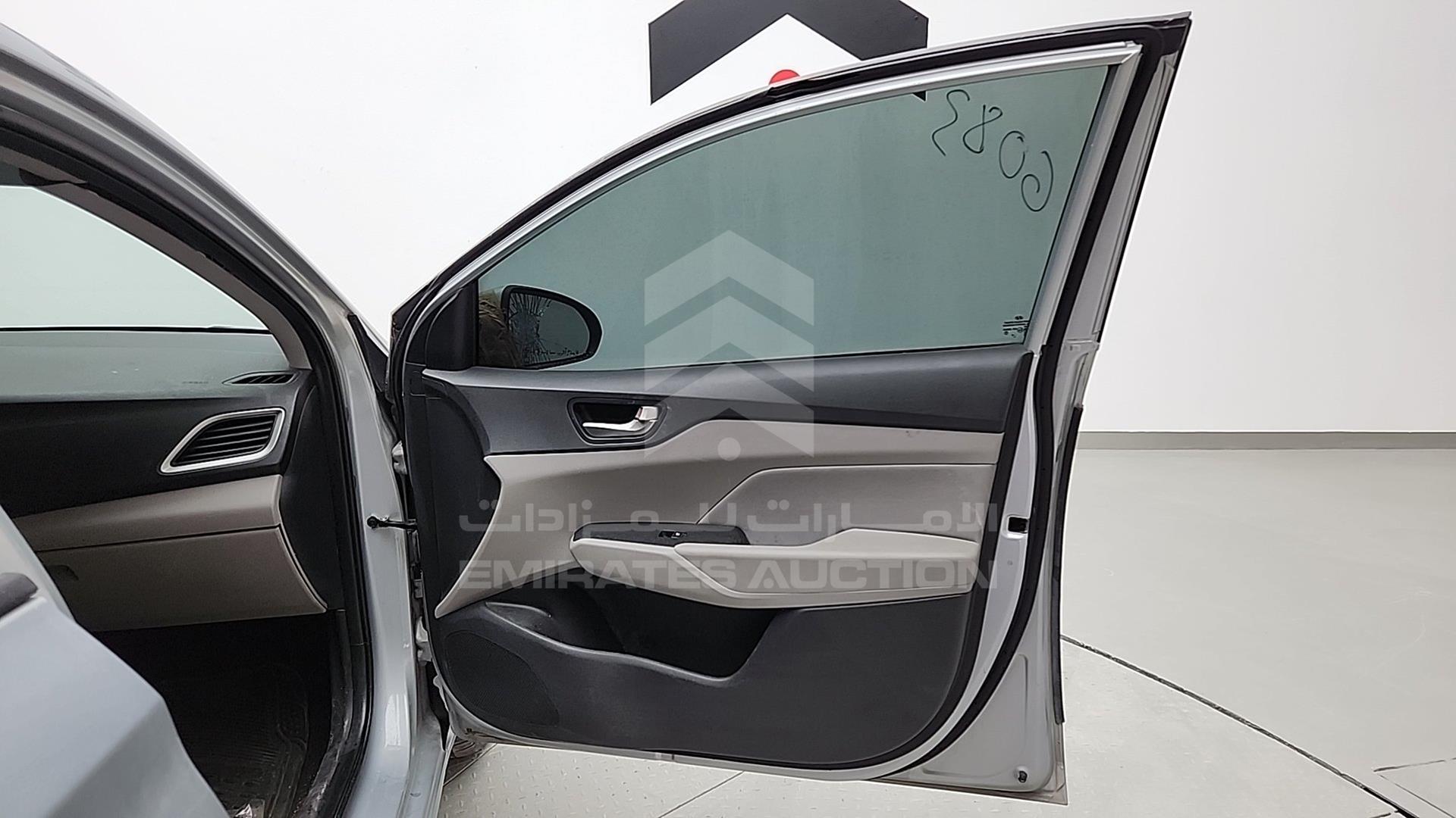 2020 HYUNDAI ACCENT VIN: MALC741C7LM170732