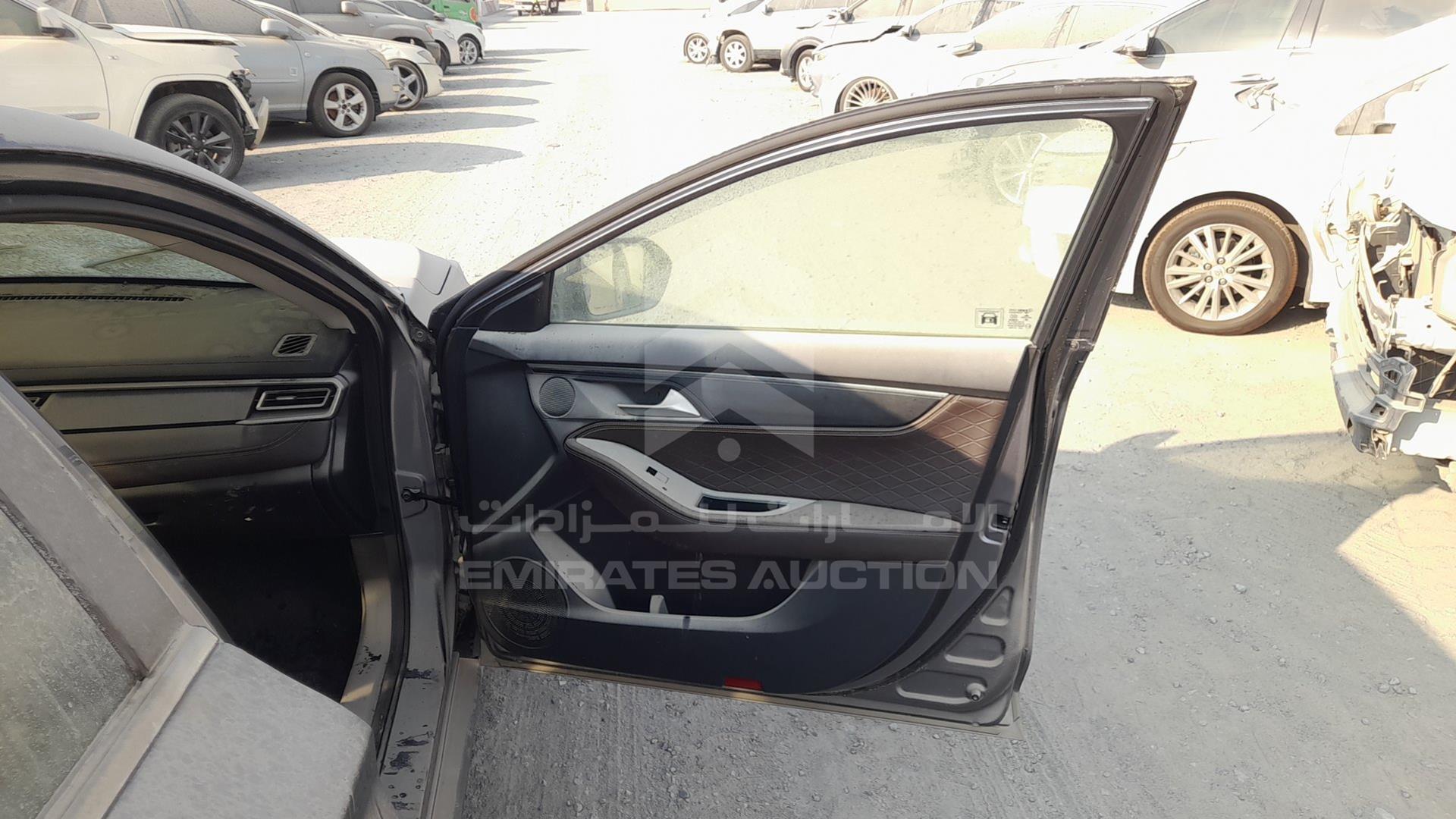 2023 JAC J7 VIN: LJ12FKT33P4015034