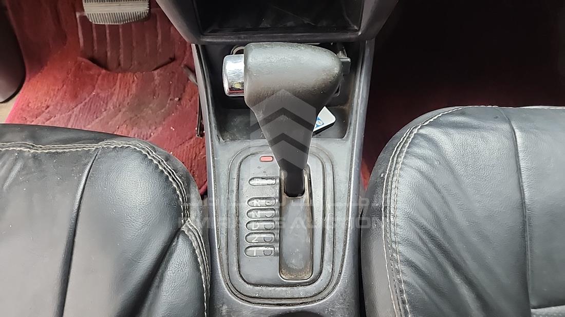 نيسان صني 2002 — زاوية ناقل الحركة — صورة 18