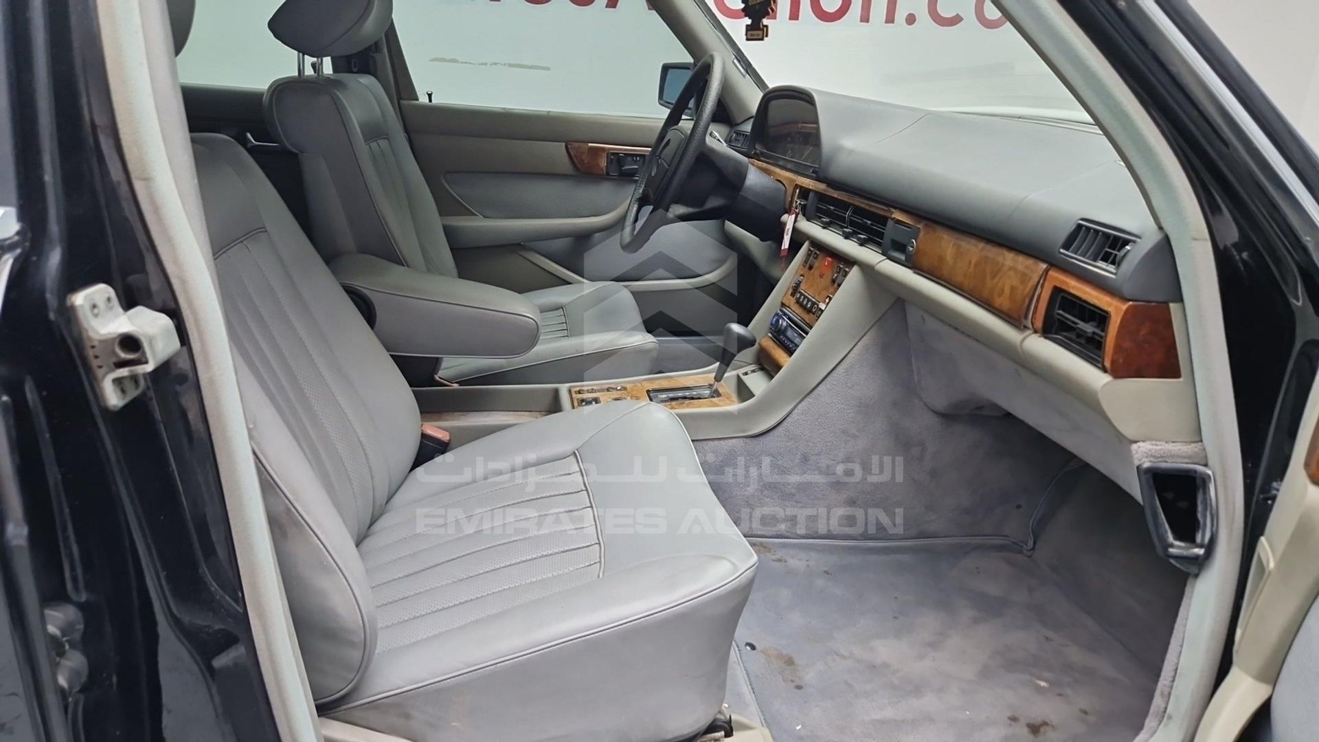 1985 MERCEDES SEL 500 VIN: WDBCA37D9FA128078