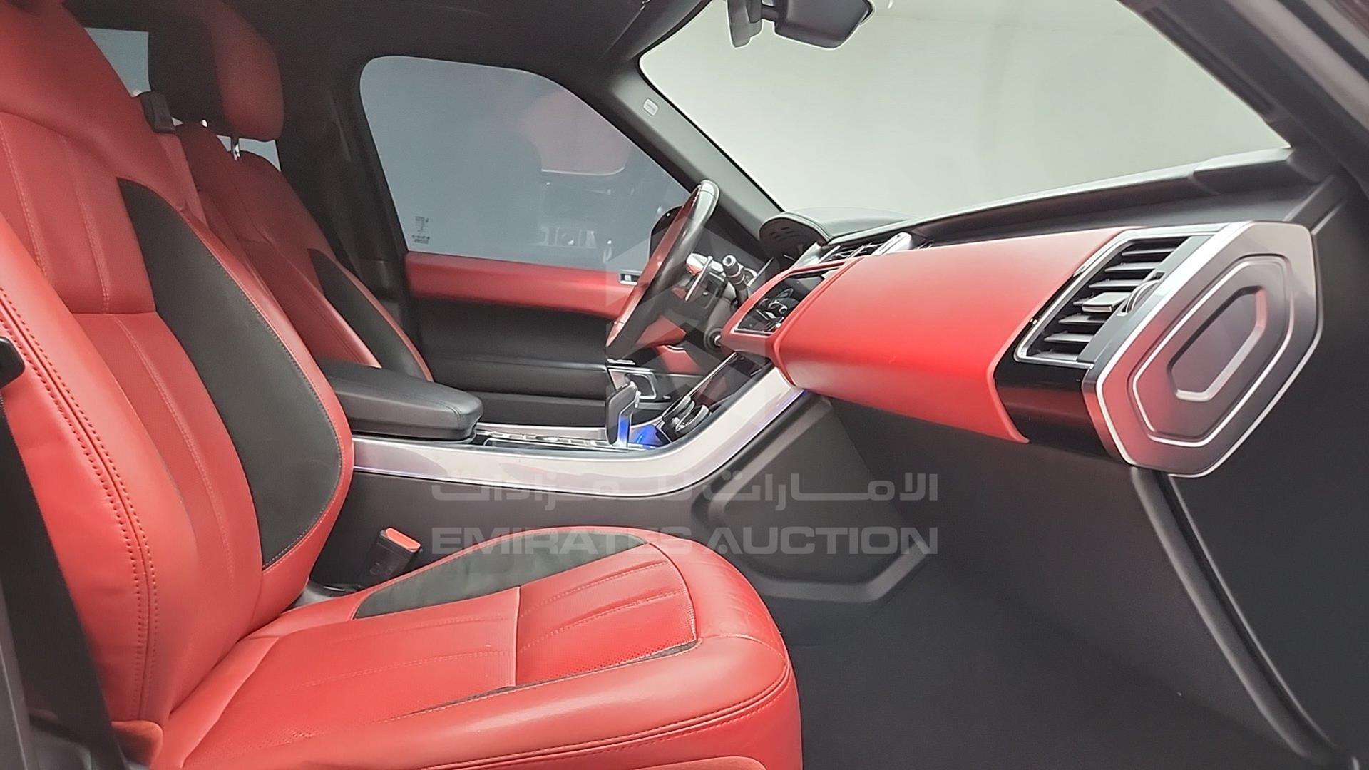 2020 RANGE ROVER SPORT VIN: SALWA2BU6LA725144