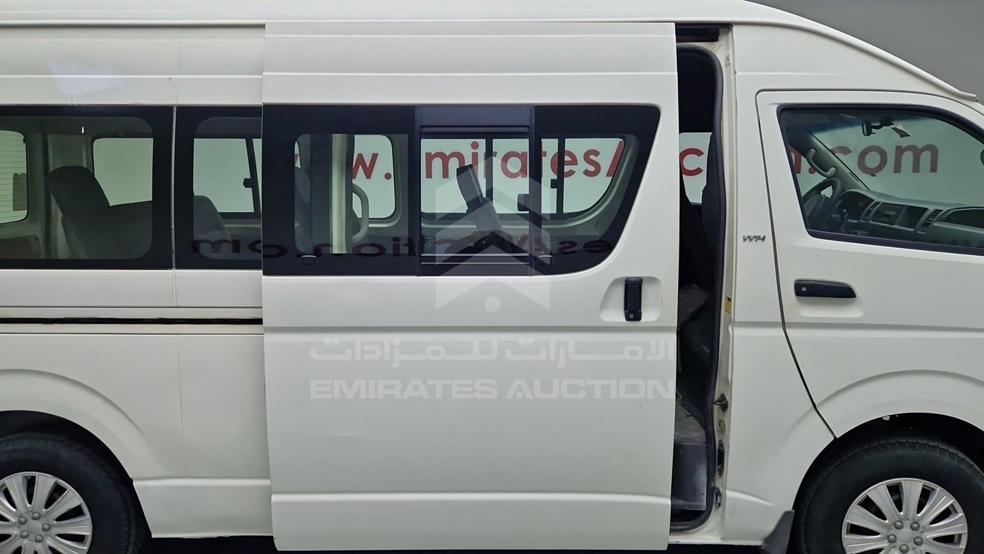 2010 TOYOTA HIACE VIN: JTGSX22PXA6080127