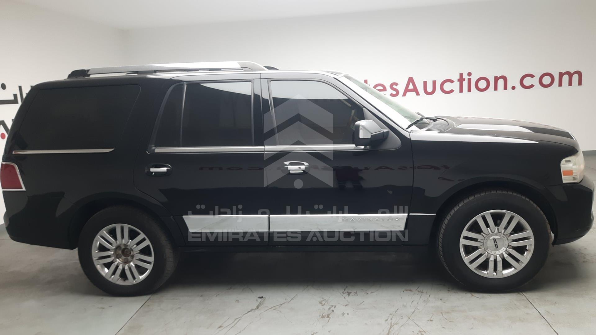 2007 LINCOLN NAVIGATOR VIN: 5LMFU28527LJ23911