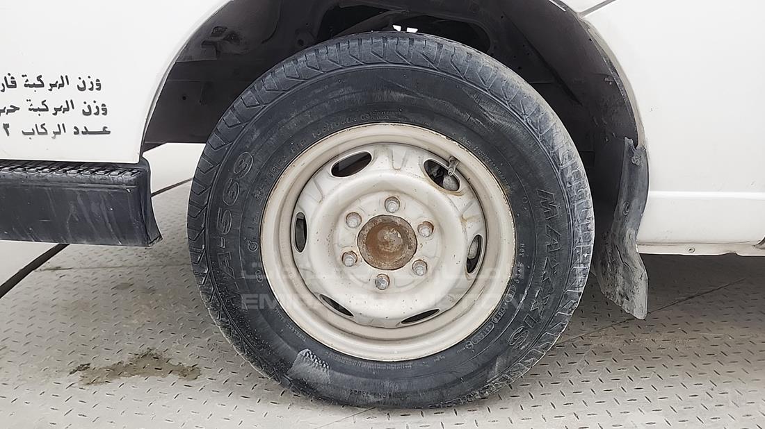 2005 Nissan Urvan — Front Left Tyre — Photo 27