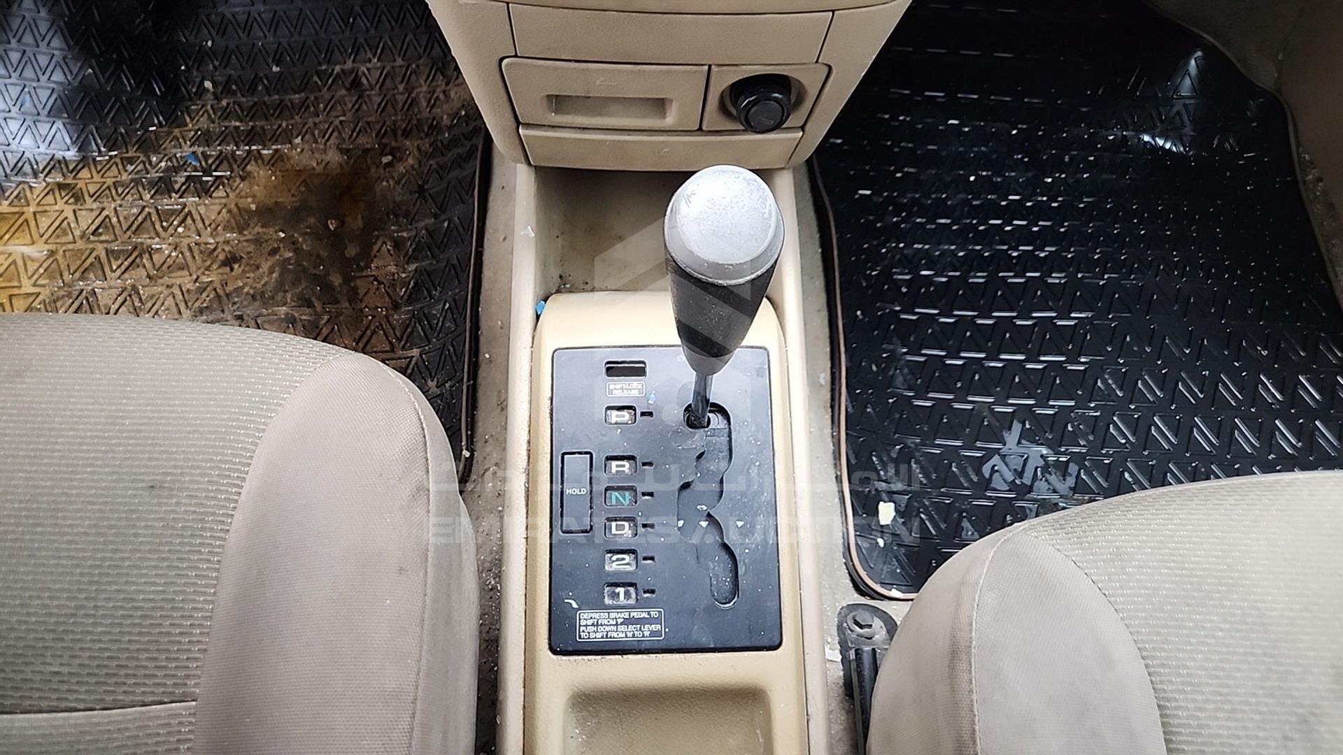 2007 CHEVROLET AVEO VIN: KL1TJ587X7B027883
