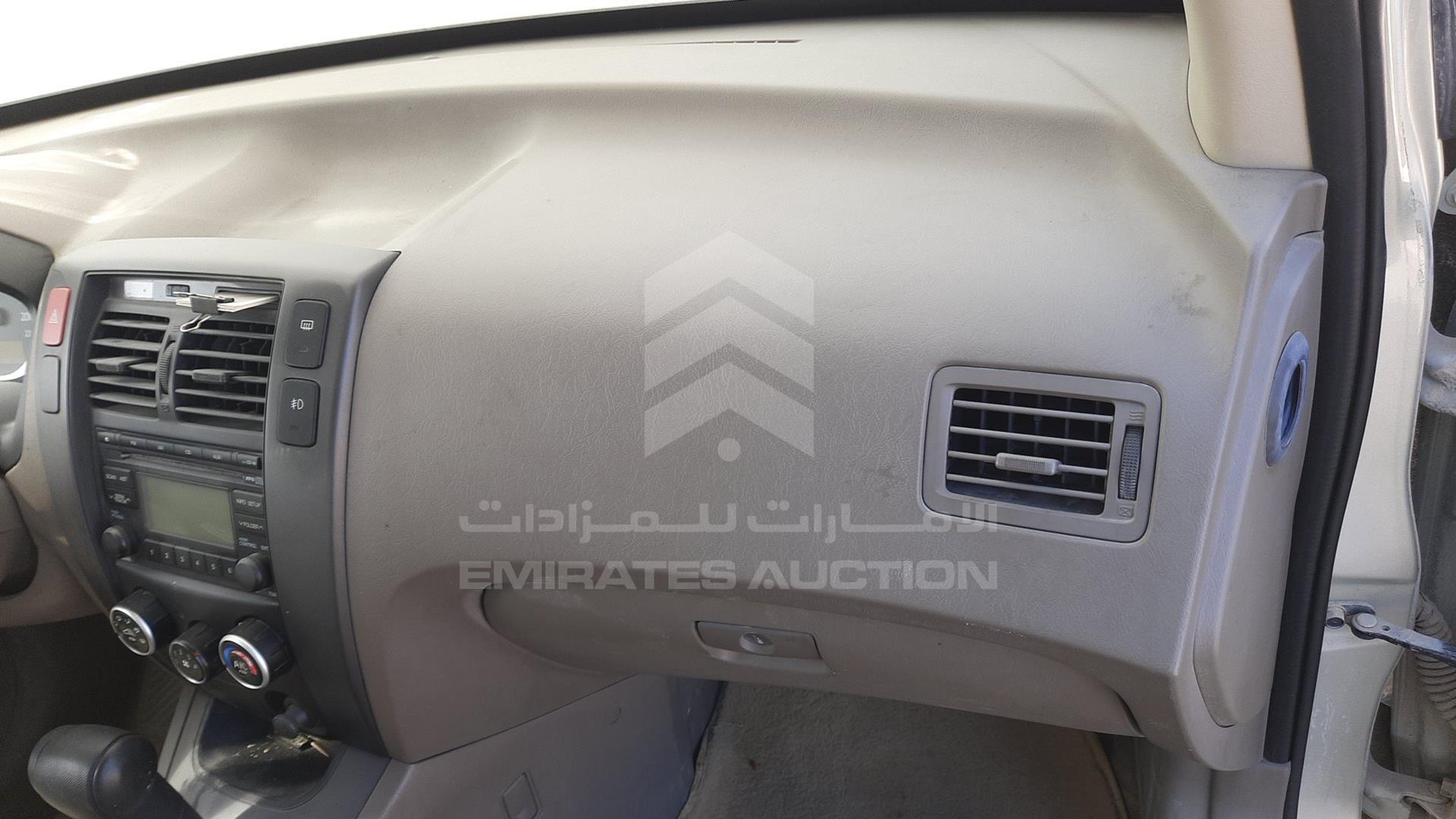 2009 HYUNDAI TUCSON VIN: KMHJM81B29U038399