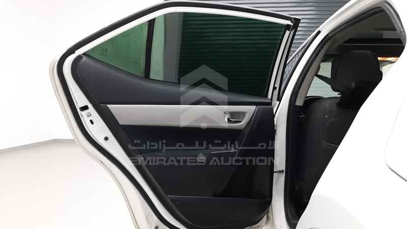 RKLBL9HE7F5241122 Auction: EmiratesAuction Lot: 407963 RKLBL9HE7F5241122 Toyota Corolla 2015 WHITE Photo 23