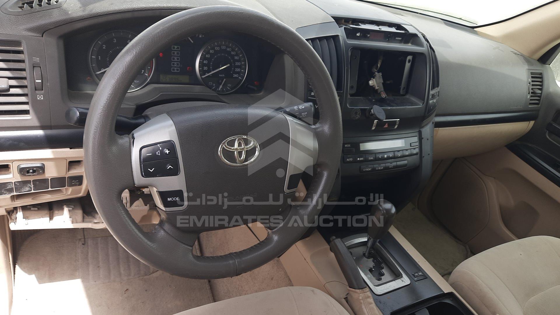 2013 TOYOTA LAND CRUISER VIN: JTMDU09J9D4063890