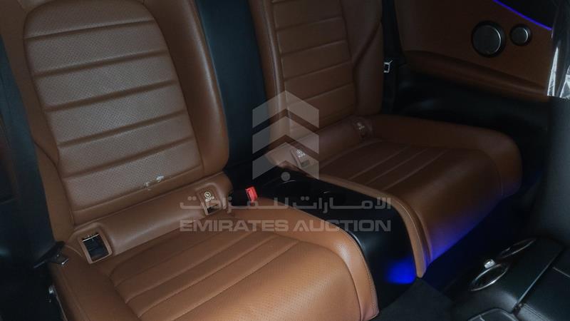 WDDWJ4JB4HF383700 Auction: EmiratesAuction Lot: 406062 WDDWJ4JB4HF383700 Mercedes C 300 2017 BLUE Photo 35