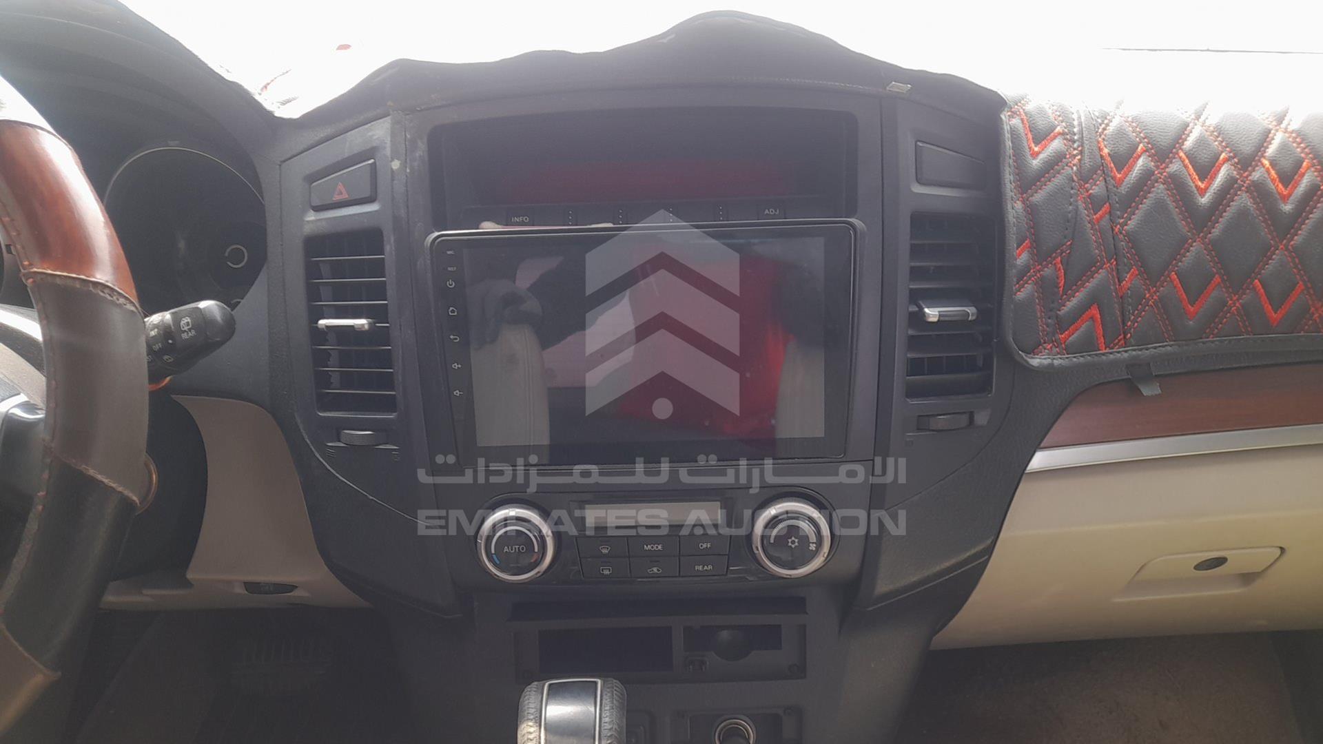 2008 MITSUBISHI PAJERO VIN: JMYLRV93W8J723952