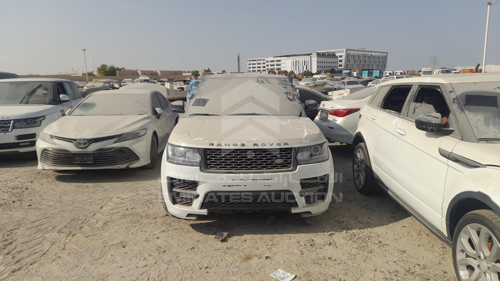 2015 RANGE ROVER VOGUE VIN: SALGA2EF4FA221276