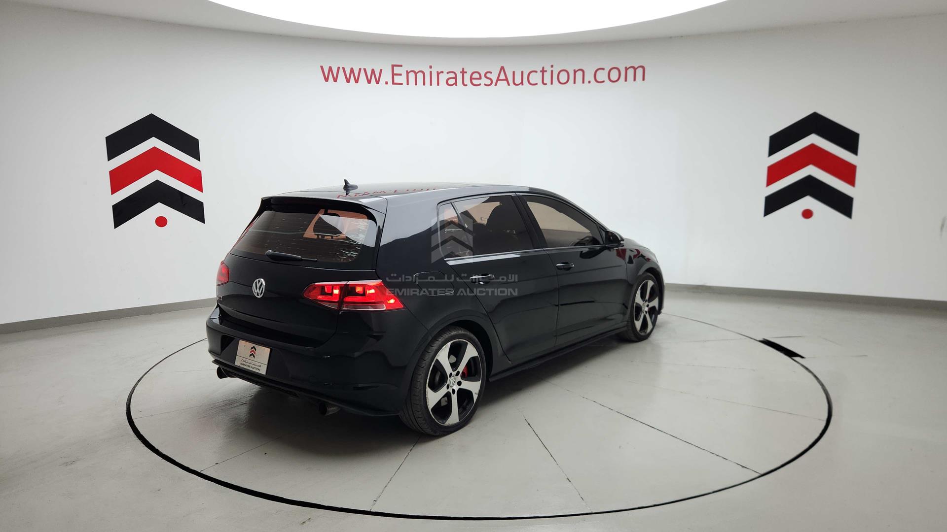 2016 VOLKSWAGEN GOLF VIN: 3VW547AU3GM022440