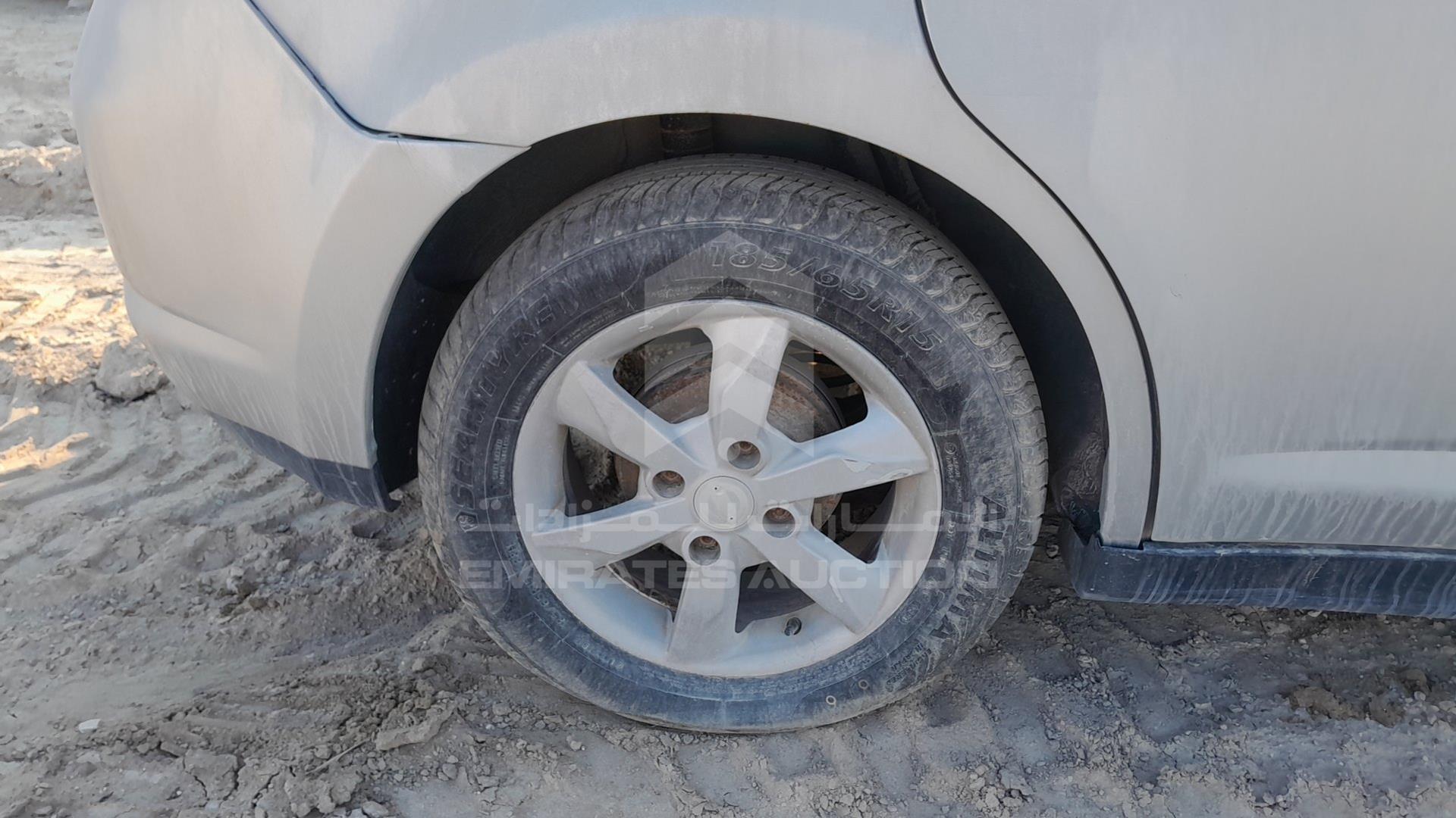 2008 NISSAN TIIDA VIN: JN1CC13C98T009339