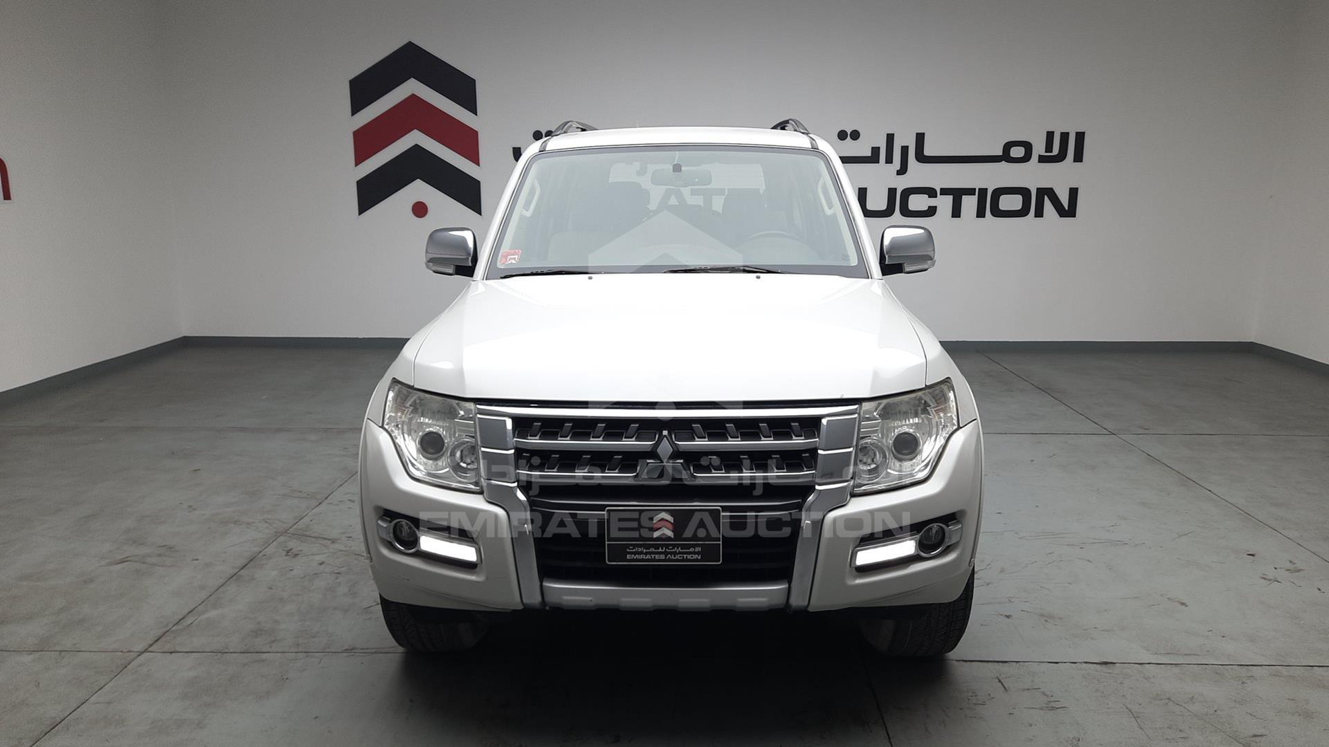 2017 MITSUBISHI PAJERO VIN: JE4MR62N3HJ705986