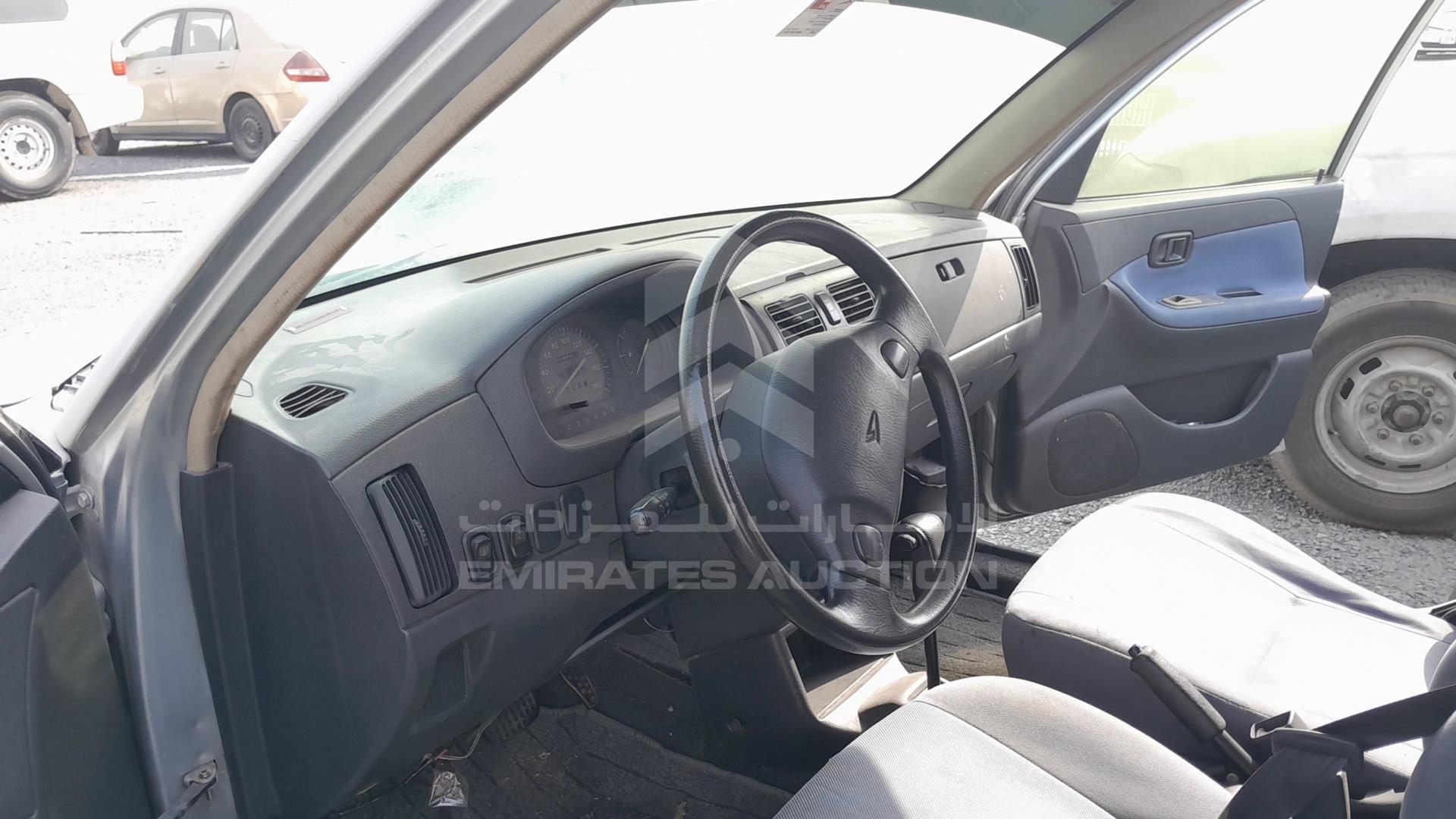 2004 DAIHATSU SIRION VIN: JD1GM100841557280