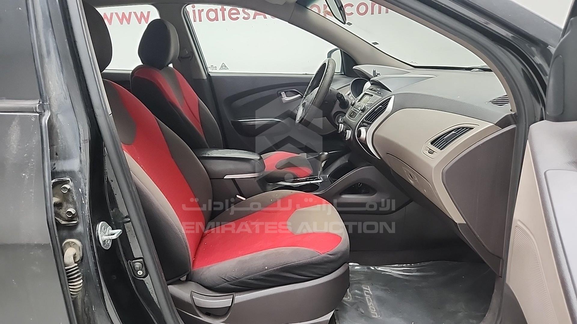 2013 HYUNDAI TUCSON VIN: KMHJT81BXDU630516
