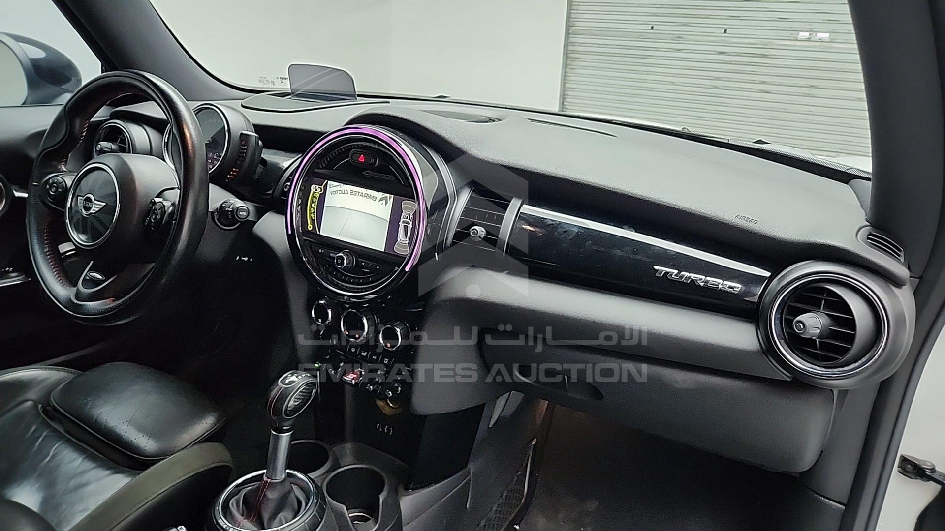 2016 MINI COOPER VIN: WMWXM7107G2A84830
