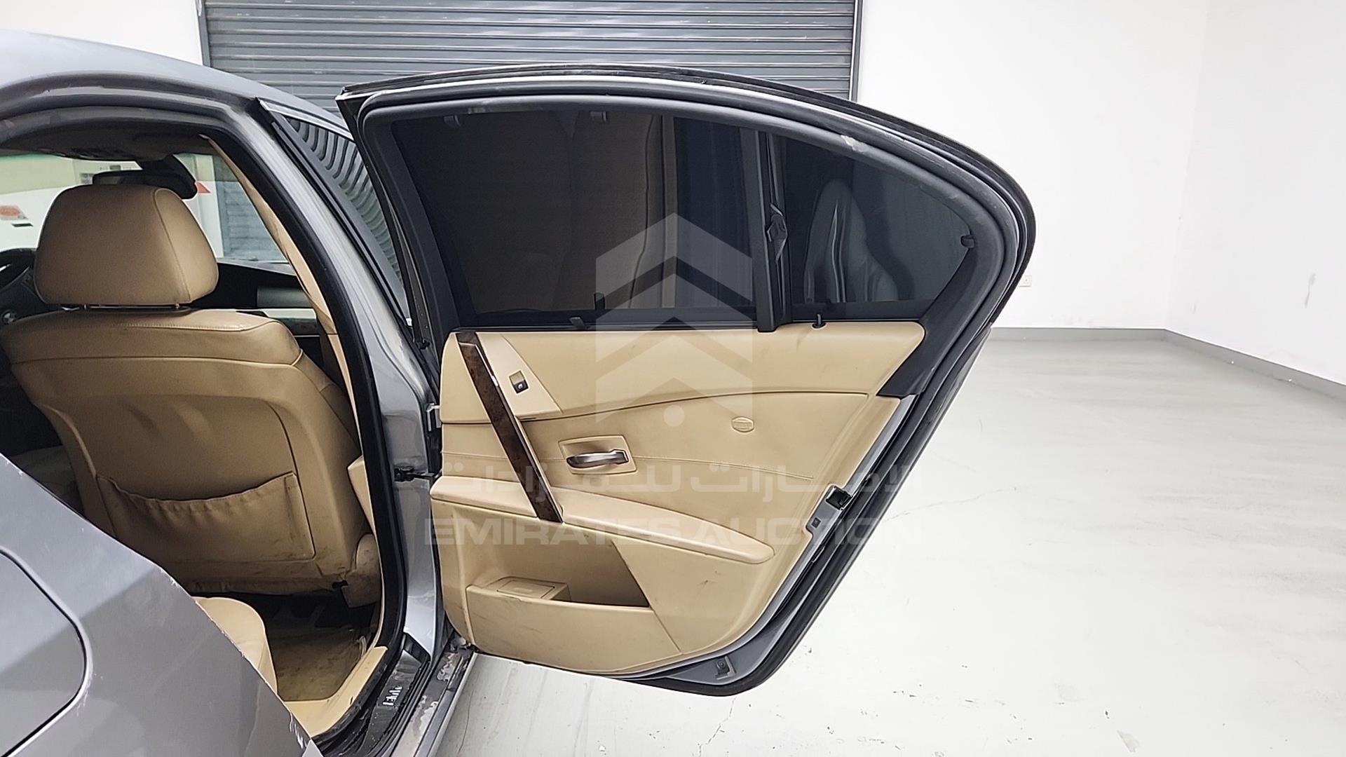 2006 BMW 530 VIN: WBANE71076CM02939