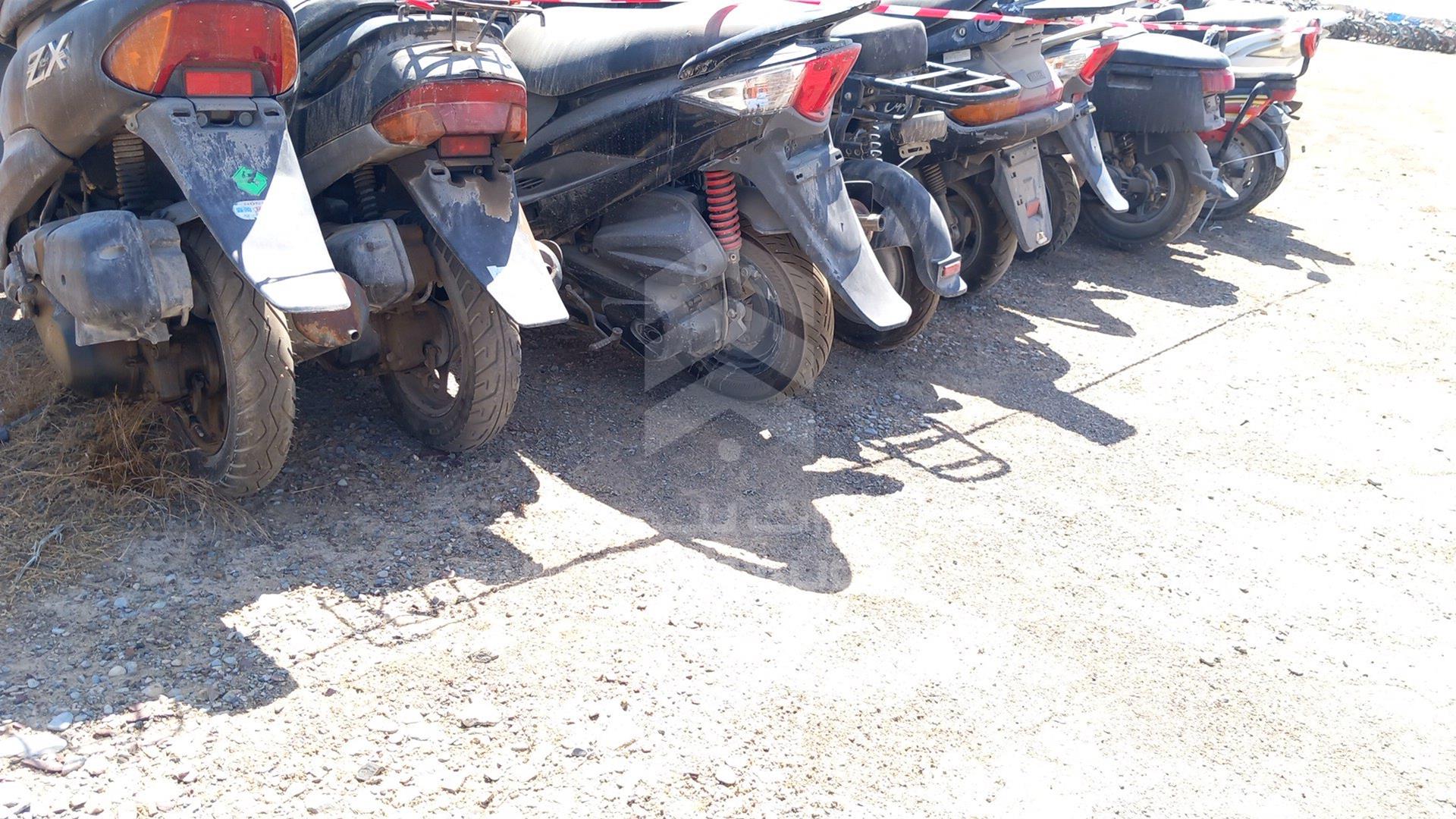 0 UNDEFINED 20 SCOOTER VIN: RFBSR25BA9R160162
