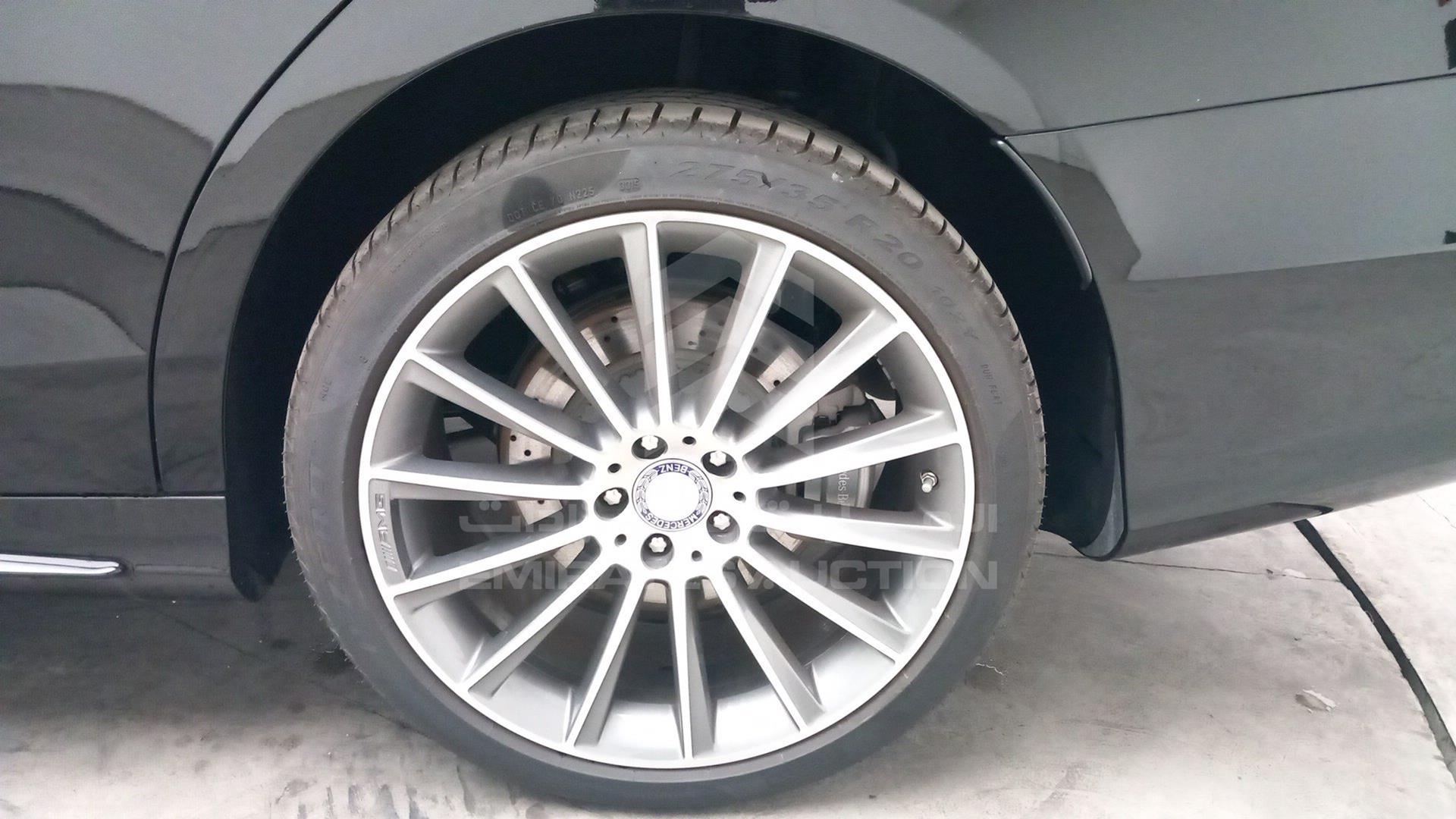 2015 MERCEDES S 500 VIN: WDDUG8CBXFA129073
