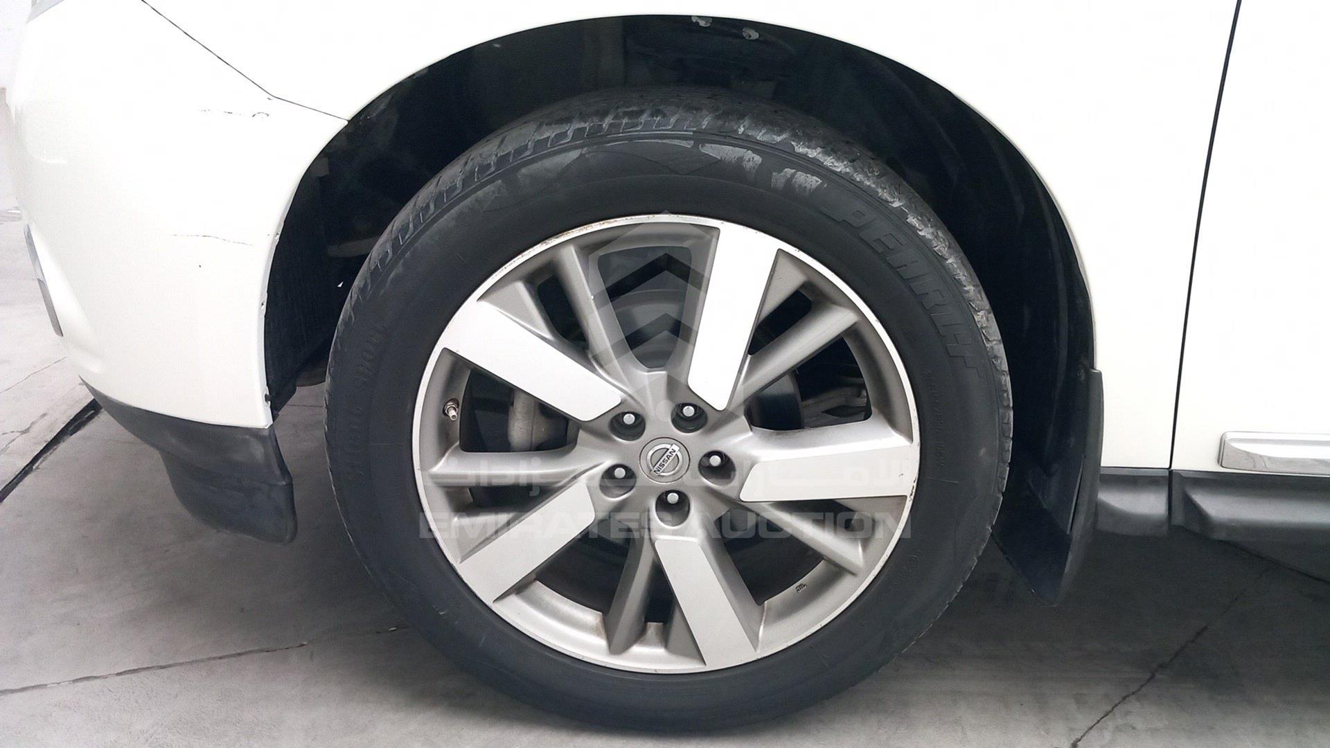 2015 NISSAN PATHFINDER VIN: 5N1AR2MM2FC701287