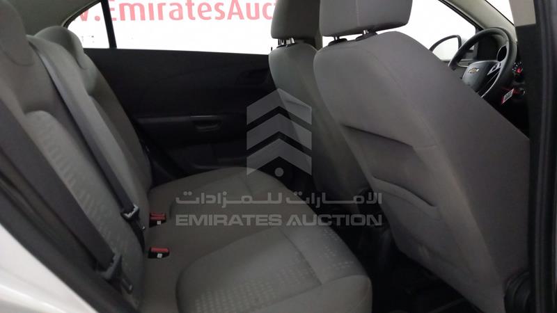 KL1JD5CE5JB010047 Auction: EmiratesAuction Lot: 408504 KL1JD5CE5JB010047 Chevrolet Aveo 2018 SILVER Photo 23