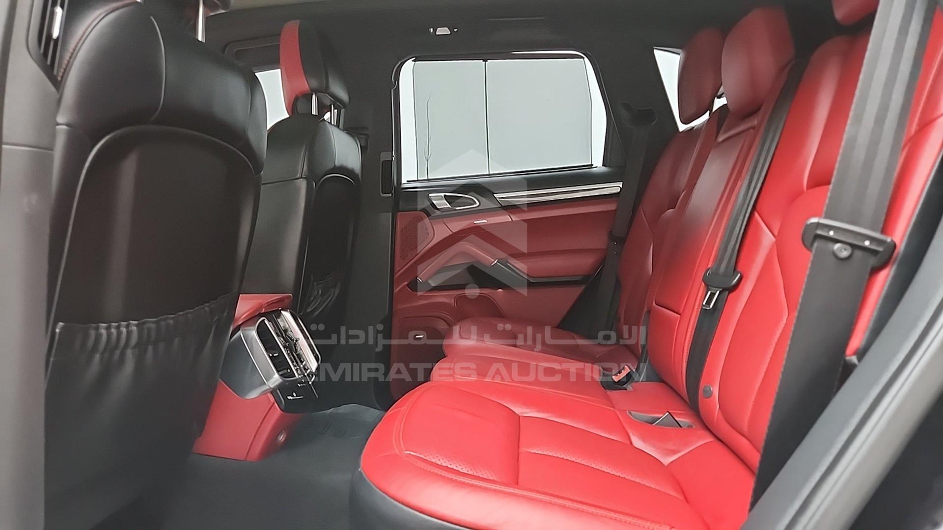 2015 PORSCHE CAYENNE VIN: WP1ZZZ92ZFLA60629