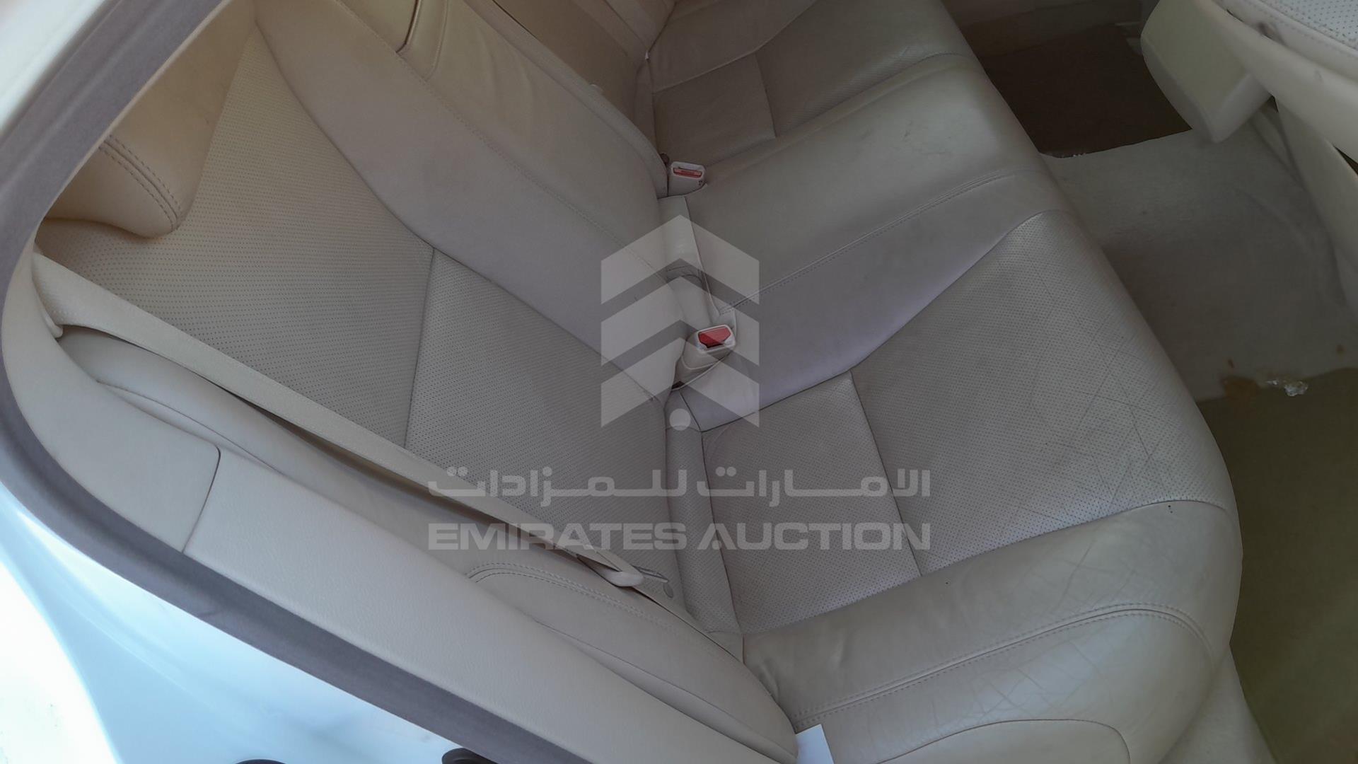 2010 LEXUS LS 460 VIN: JTHBL5EF8A5092472
