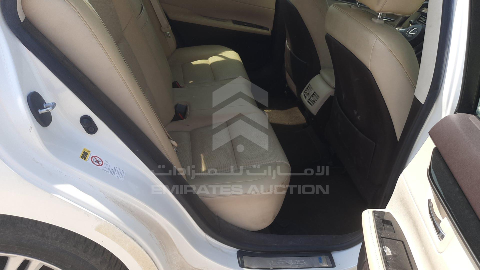 2016 LEXUS IS 250 VIN: JTHBJ1GG0G2084302