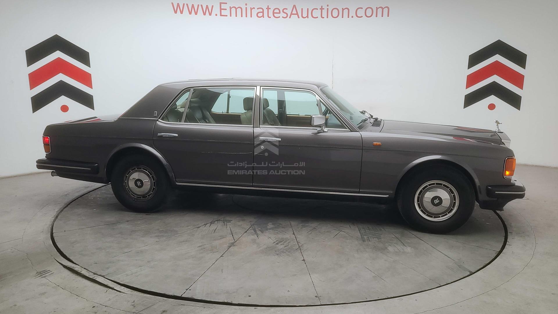 1990 ROLLS-ROYCE SILVER SPUR VIN: SCAZN02A2LCX32977
