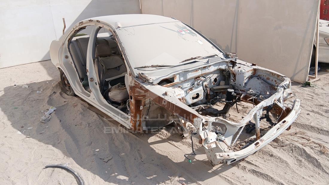 2001 Nissan Sunny — Front Right Angle — Photo 8