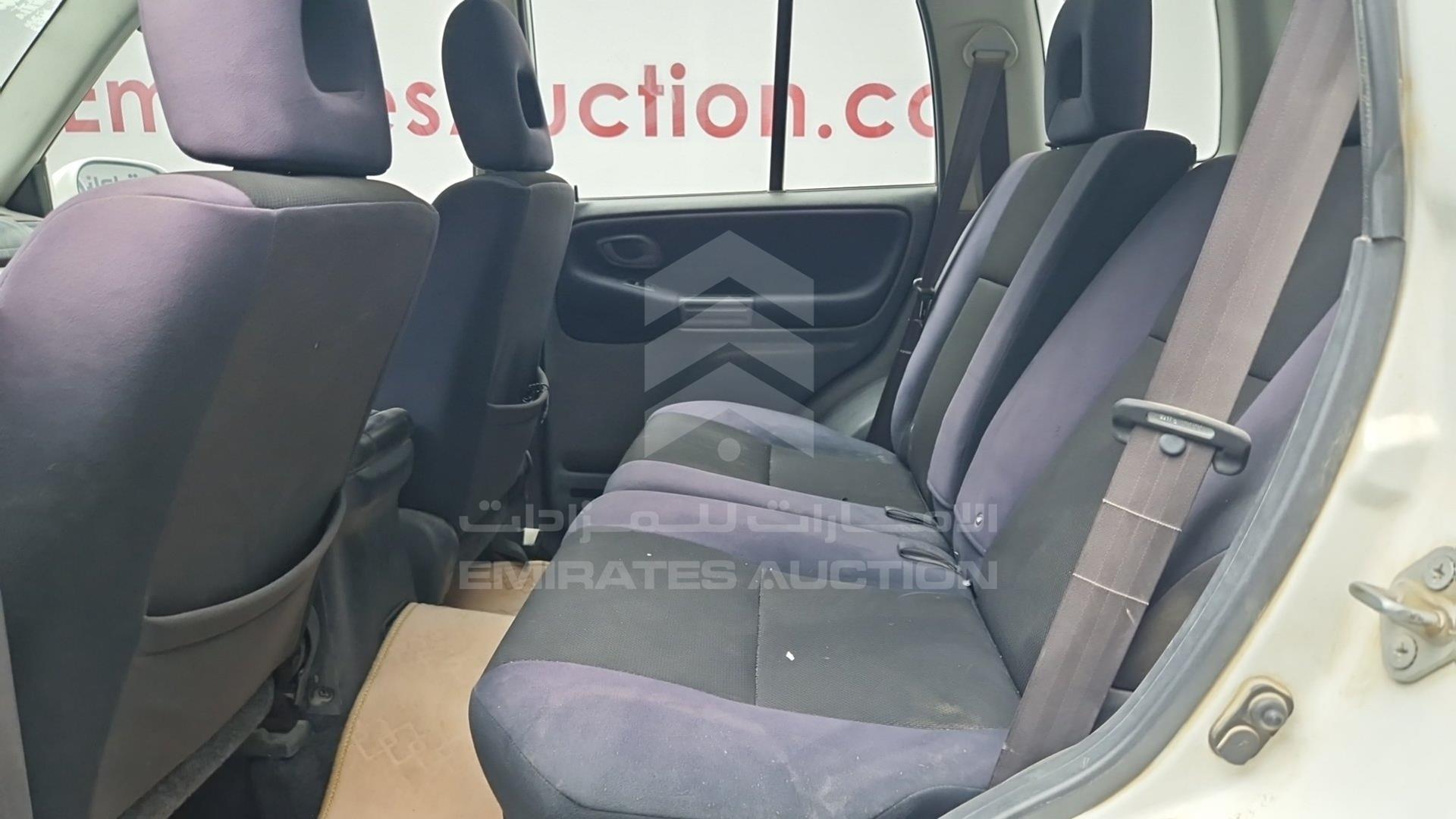 2004 SUZUKI GRAND VITARA VIN: JS3TD62V944104919