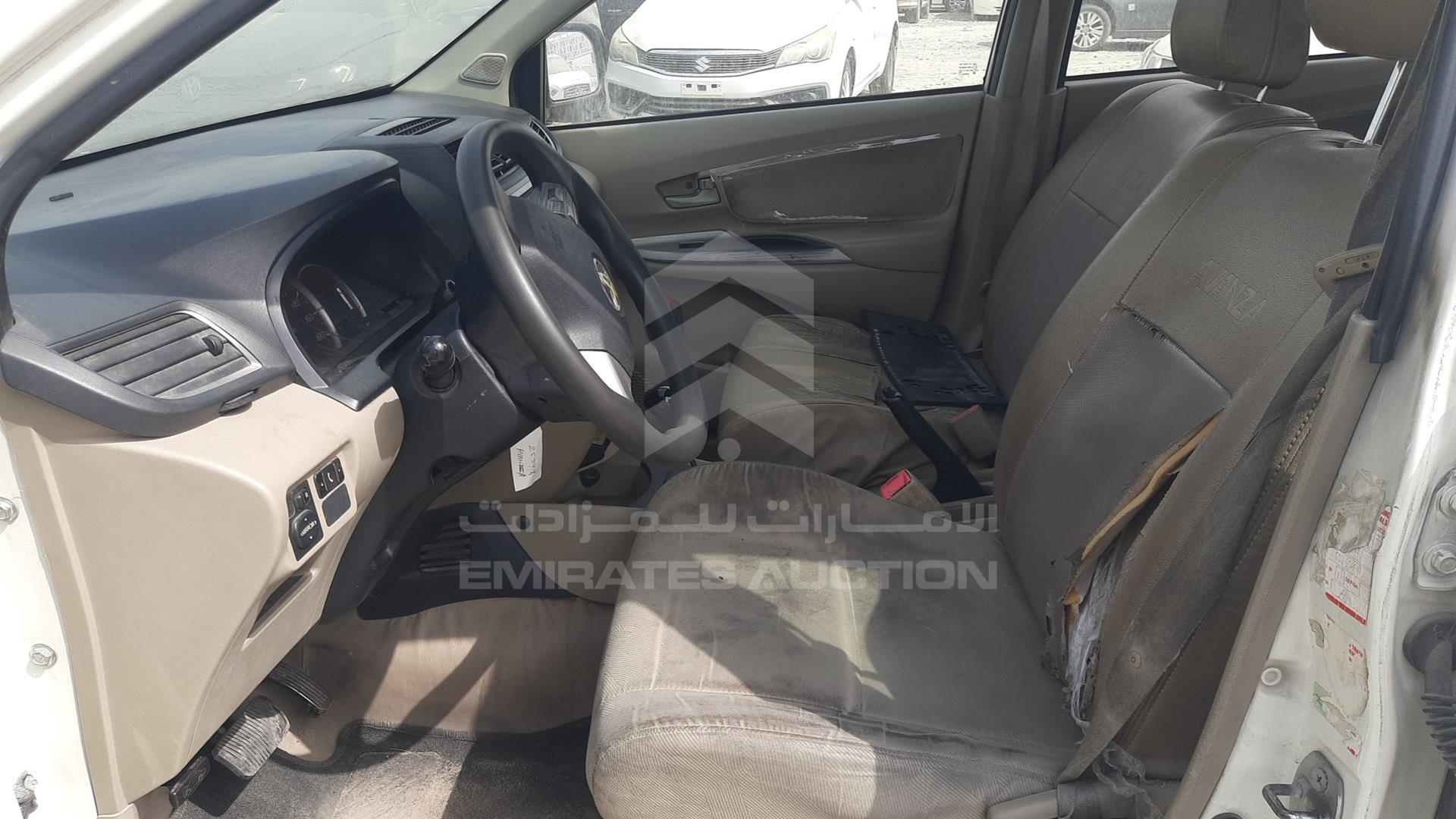 2015 TOYOTA AVANZA VIN: MHKMC13F1FK018413