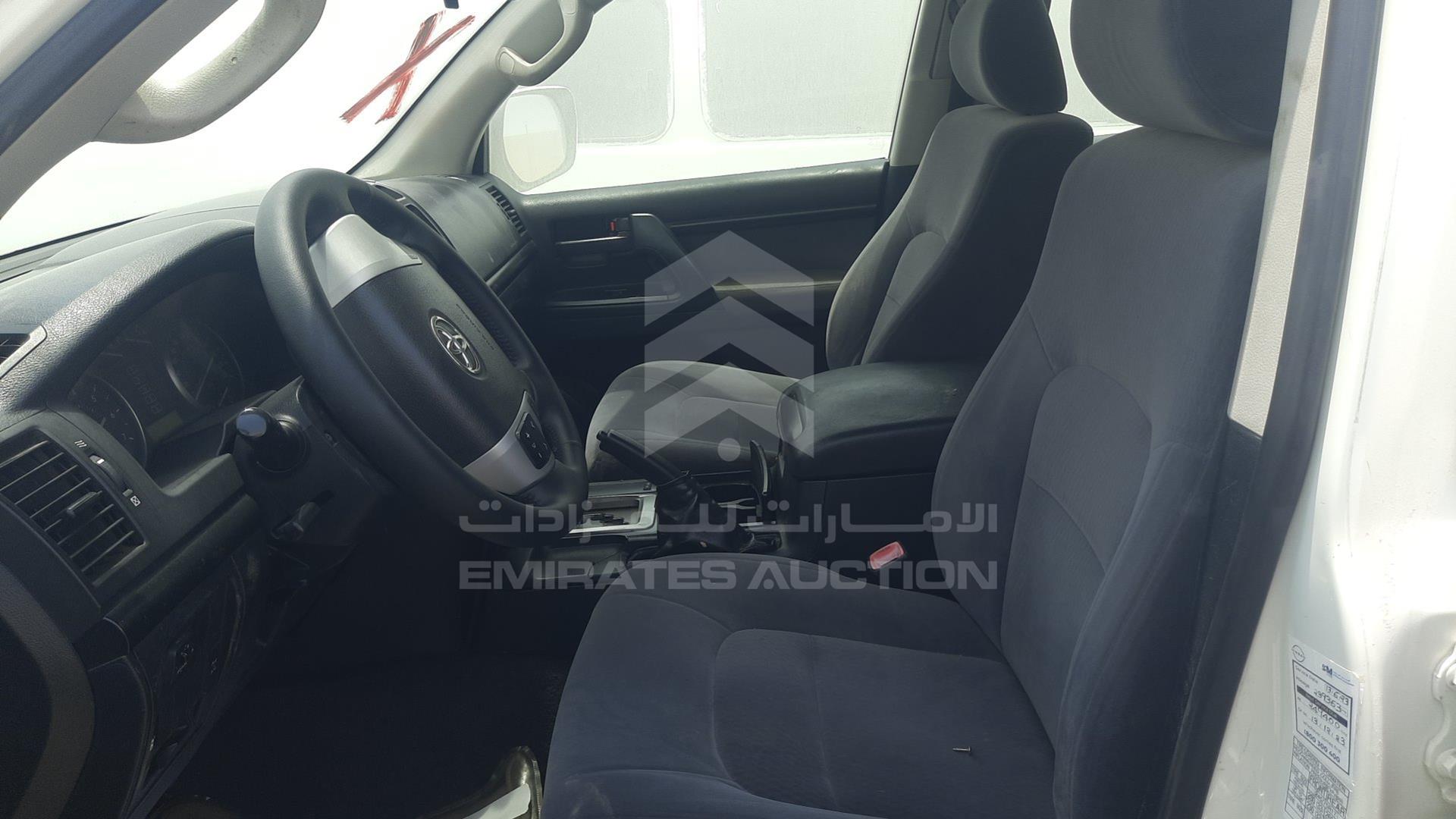 2012 TOYOTA LAND CRUISER VIN: JTMDU09J4C5056175