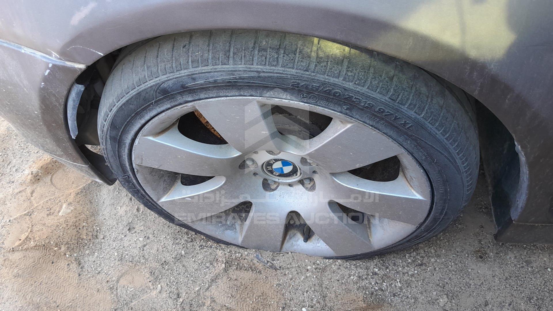 0 BMW 530I VIN: WBANA71015B608841