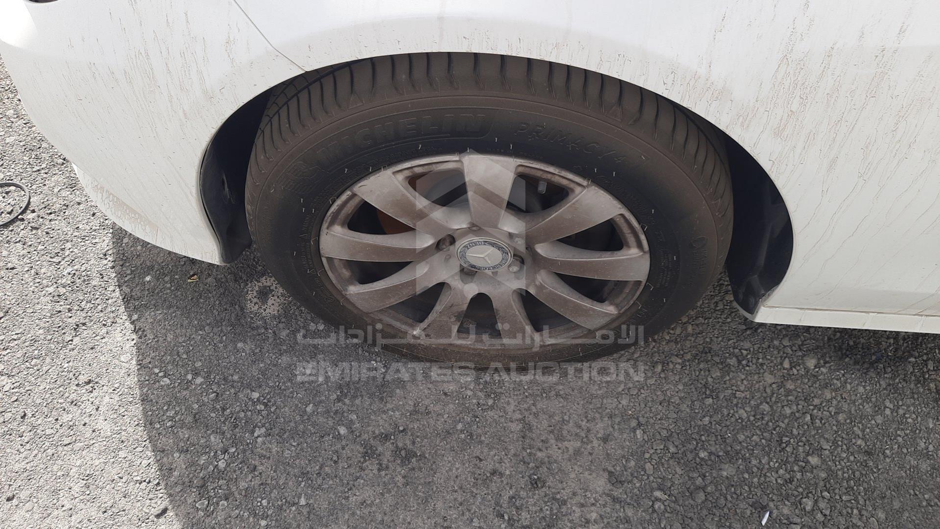 0 MERCEDES E 300 VIN: WDDHF5FB1EB026504