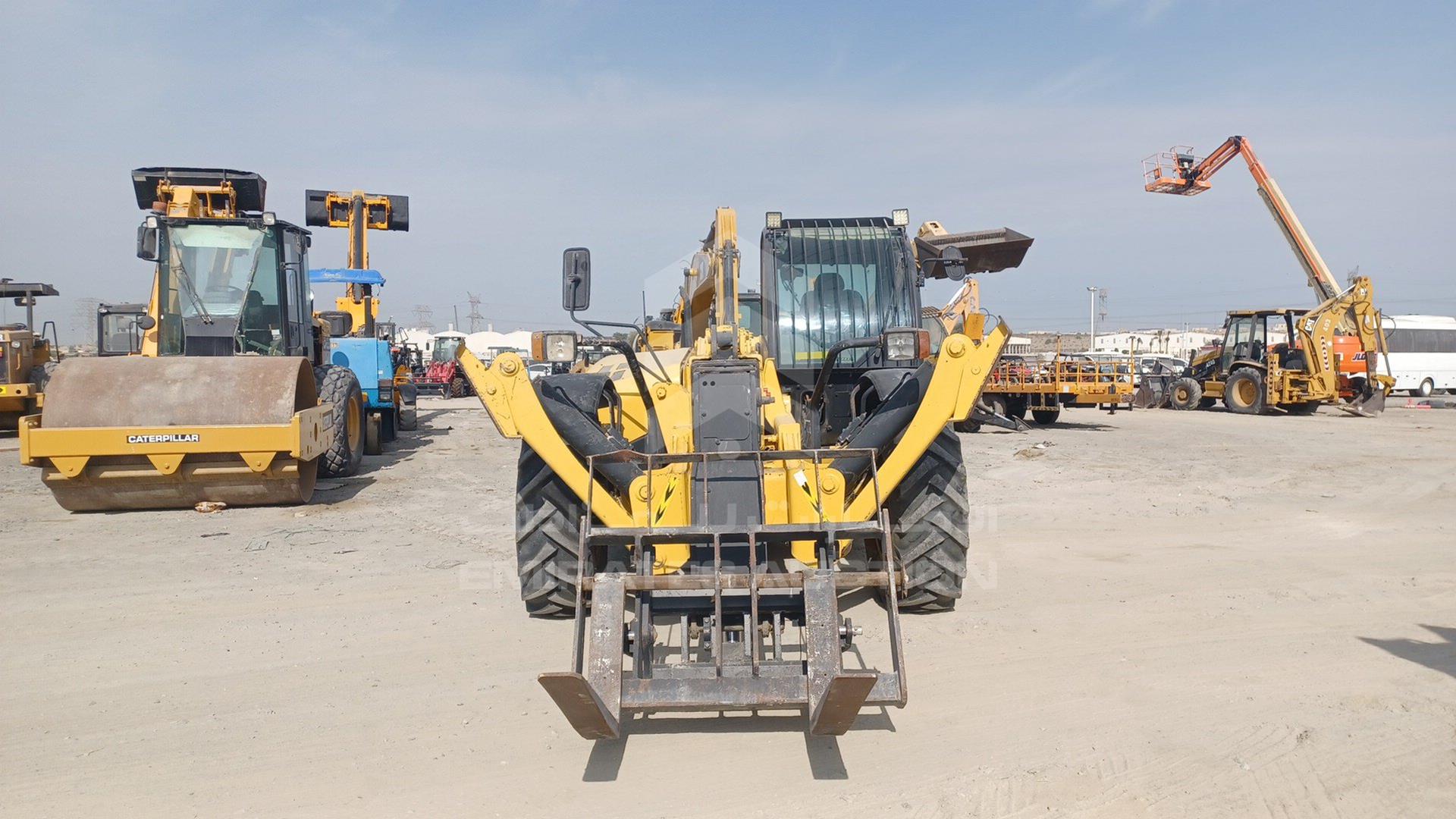 2007 NEW HOLLAND LM 1745 VIN: FNHNH17MN7HK37134
