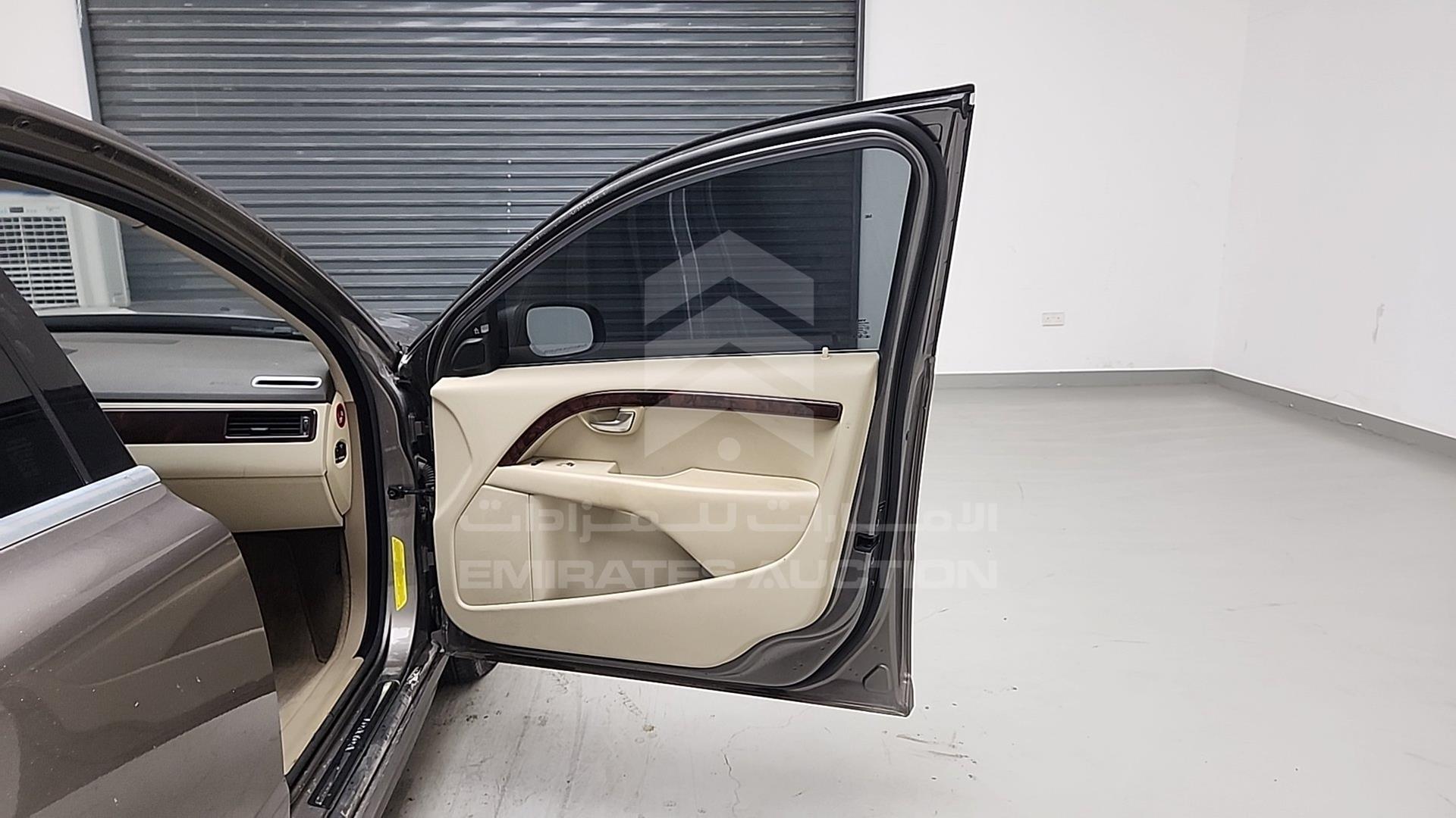 2008 VOLVO S 80 VIN: YV1AS565881076841