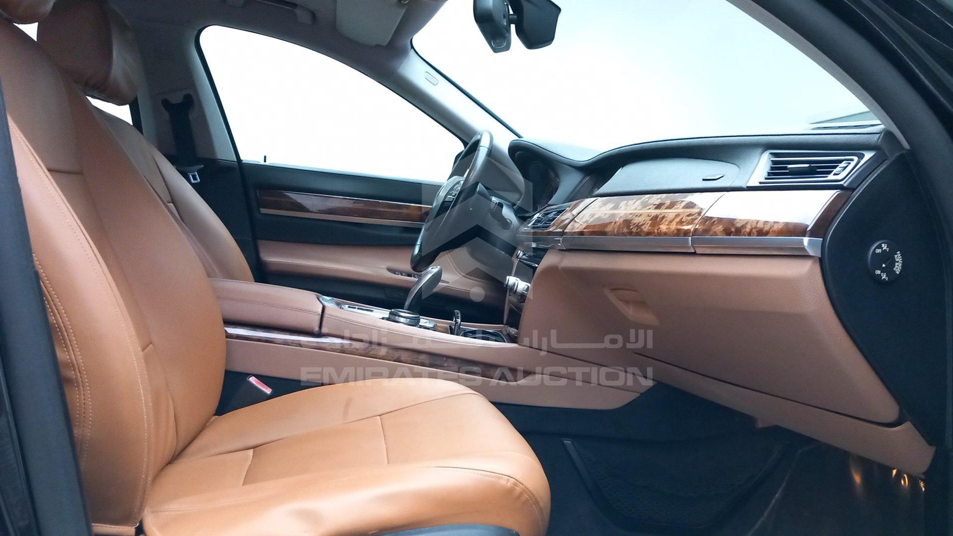 2014 BMW 730 VIN: WBAYE2104ED304802