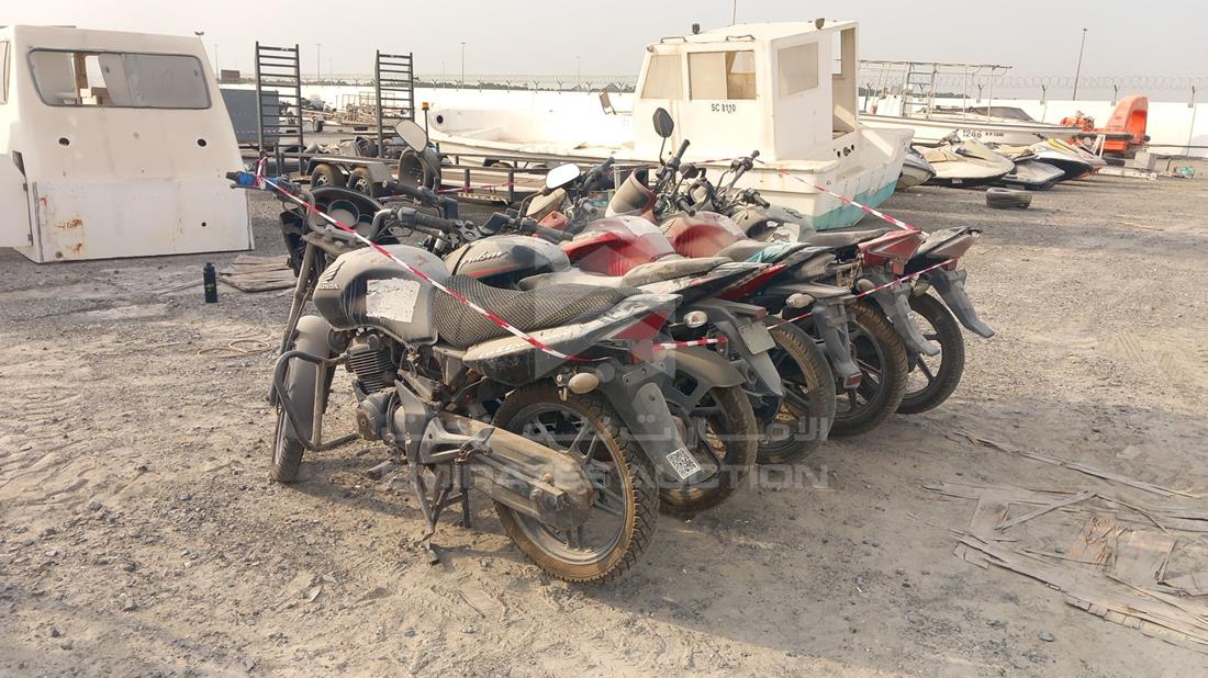 5 Motorbikes — Rear Left Angle — Photo 8