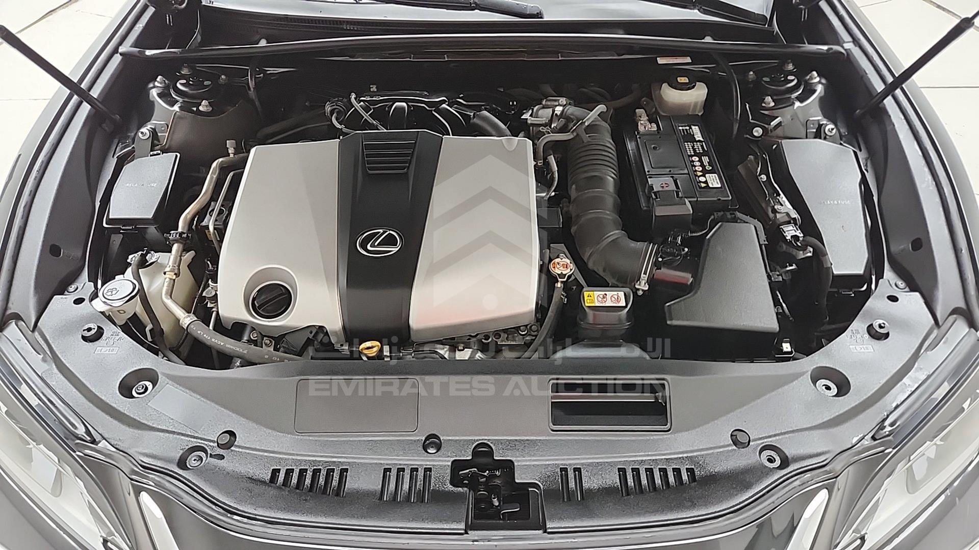 2019 LEXUS ES 350 VIN: JTHBZ1B1XK2005352