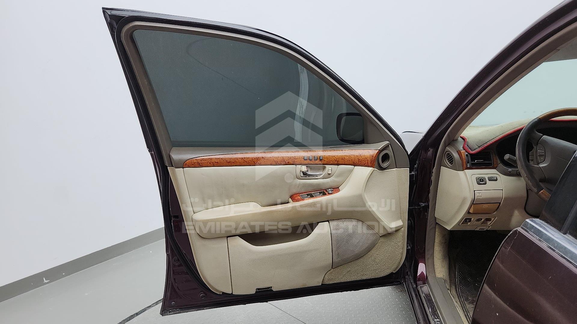 2002 LEXUS LS 430 VIN: JTHBN30F420059814