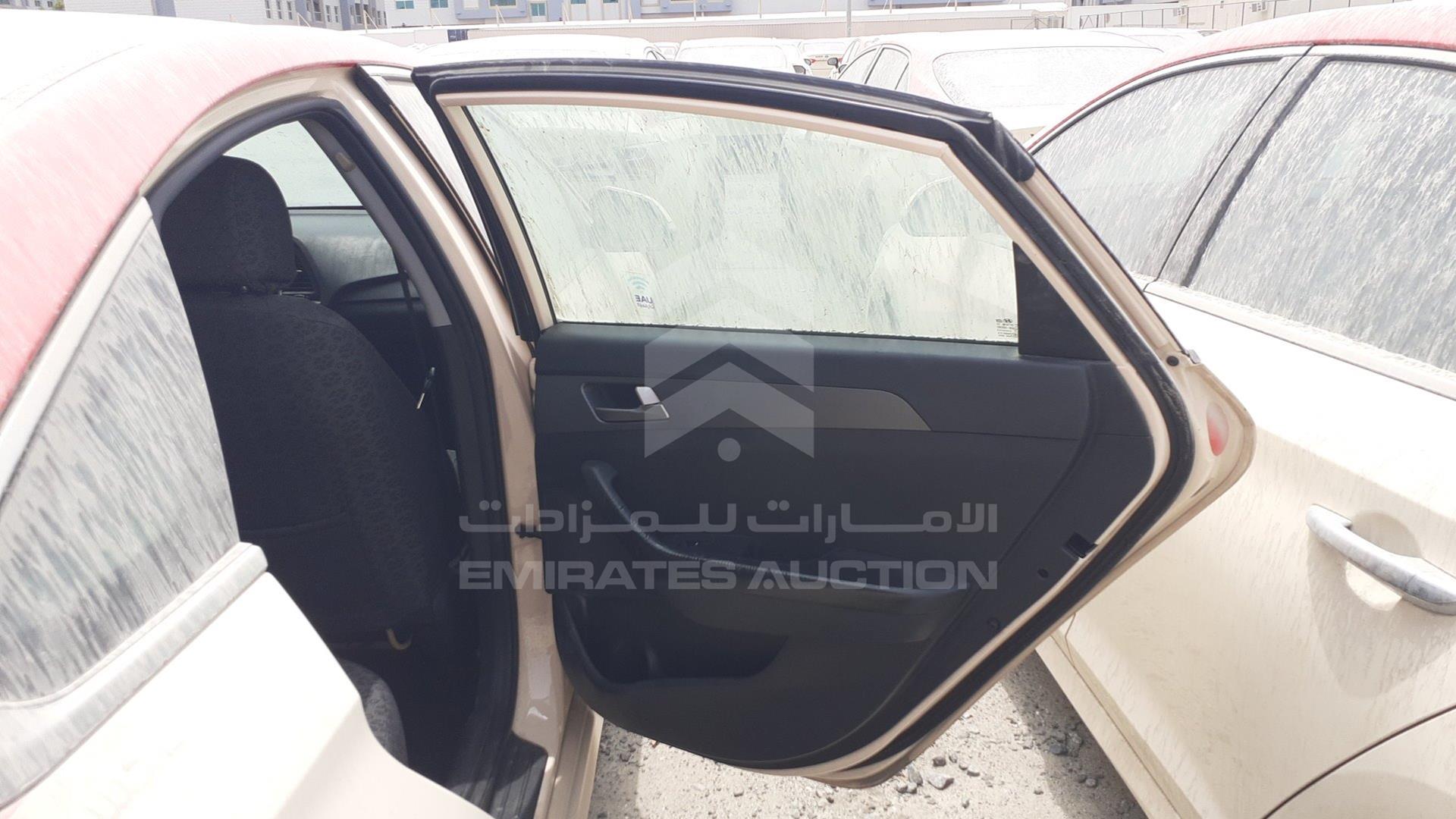 2019 HYUNDAI SONATA VIN: KMHE24130KA092672