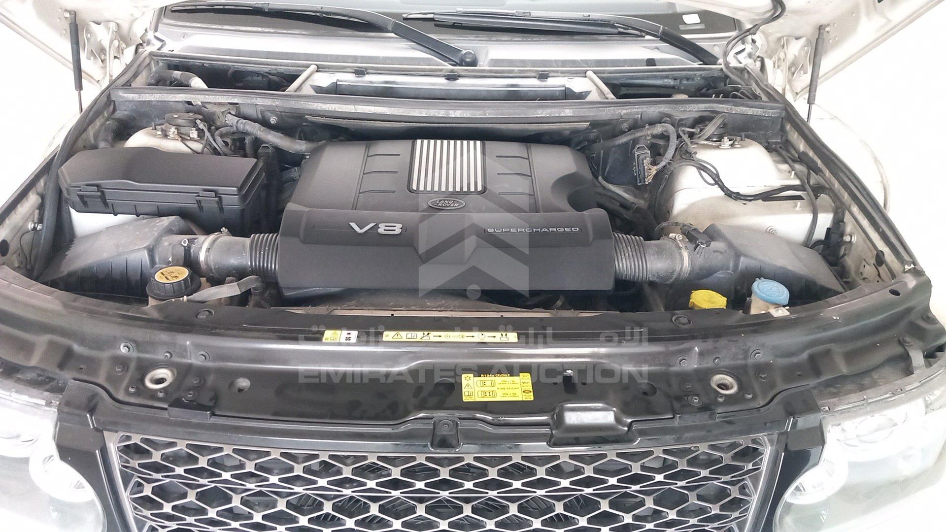 2011 RANGE ROVER VOGUE VIN: SALLMAME4BA346562