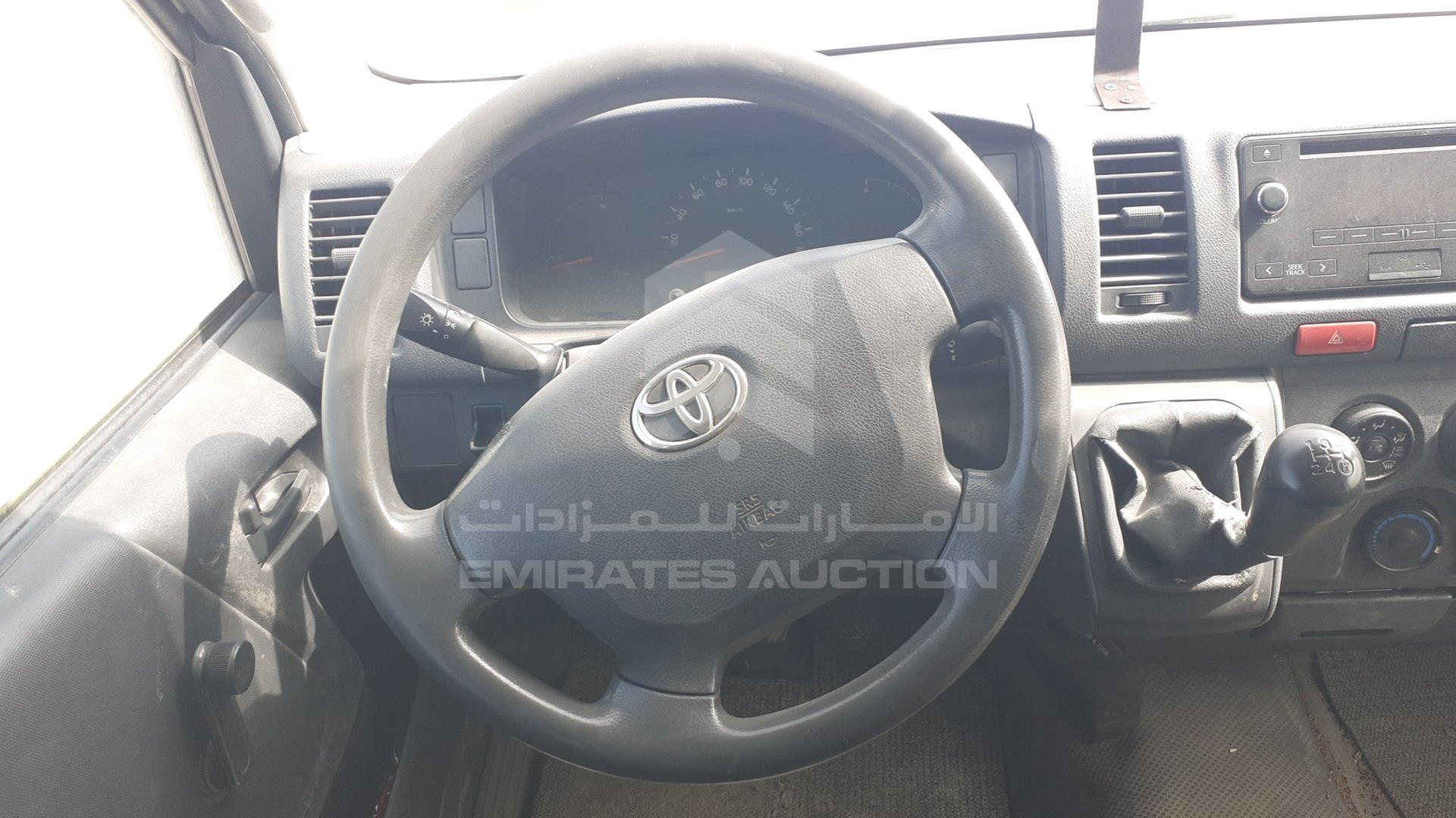 2014 TOYOTA HIACE VIN: JTFHX02P0E5003247