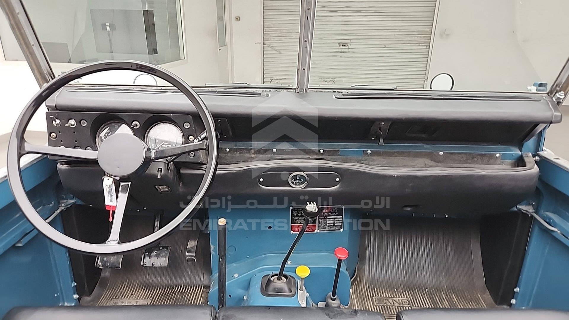 1984 LAND ROVER DEFENDER VIN: 90501351