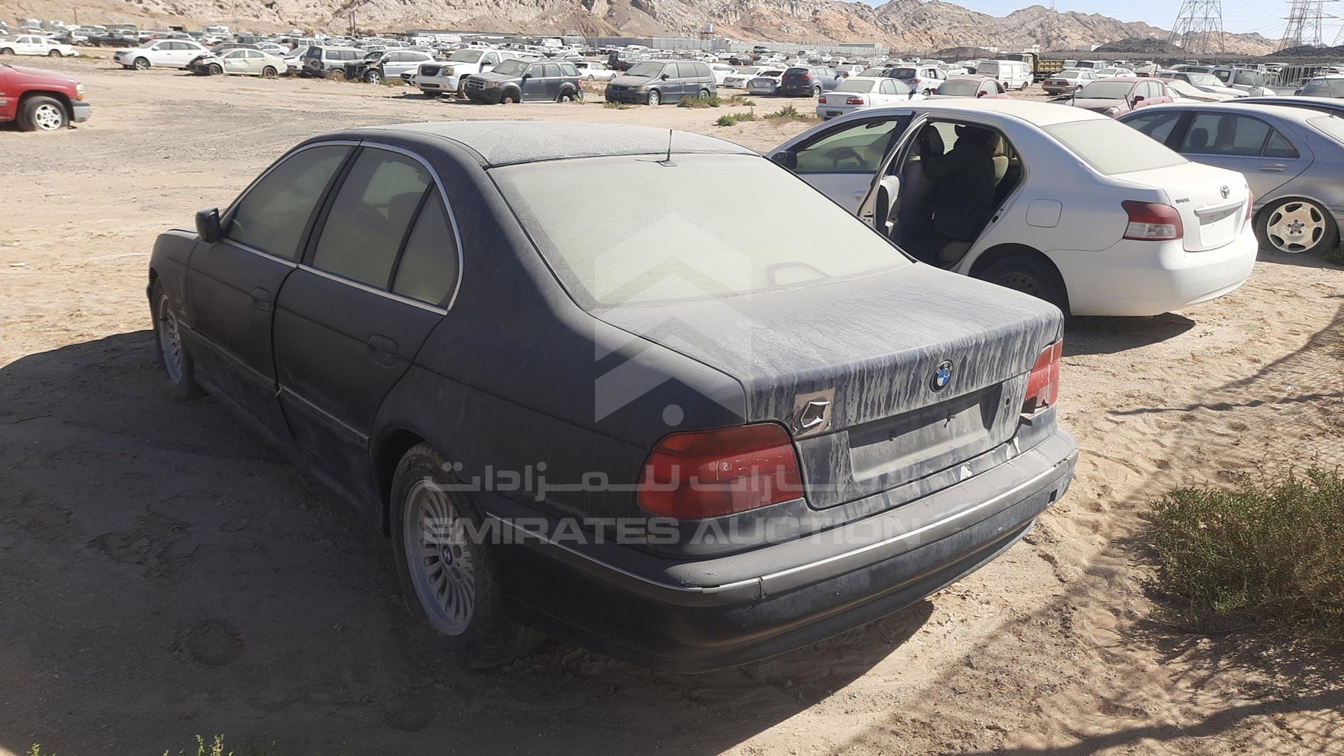 0 BMW --- VIN: WBADD6107WBR48882