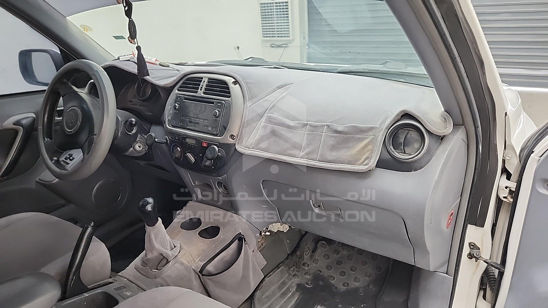 2001 TOYOTA RAV-4 VIN: JTEYH20V200013931