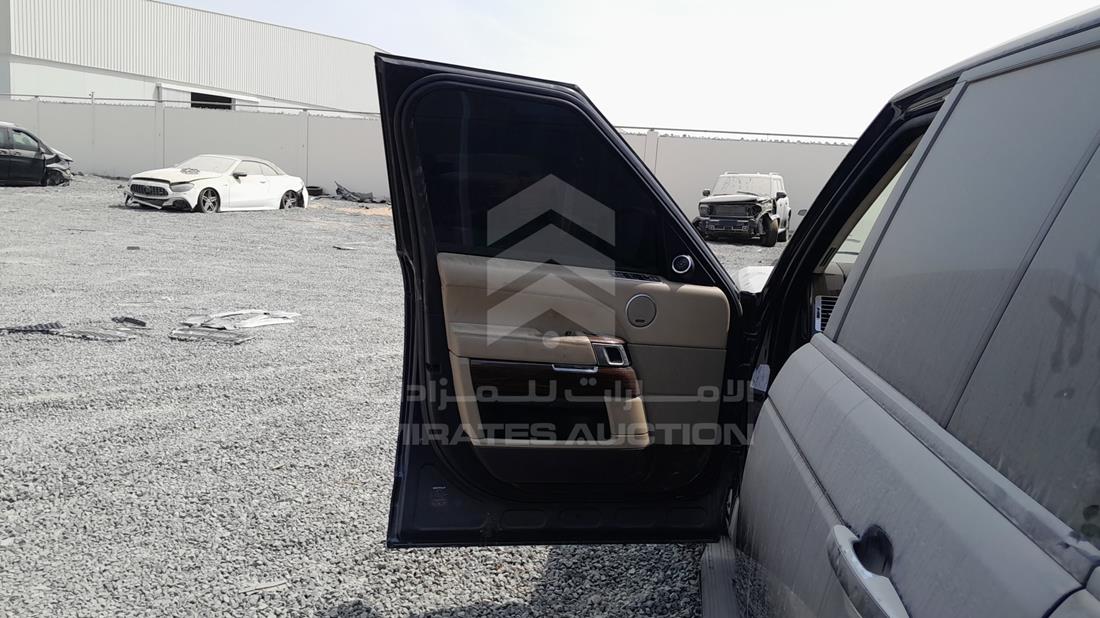رنج روفر فوج 2016 — الباب الأمامي الأيسر — صورة 9