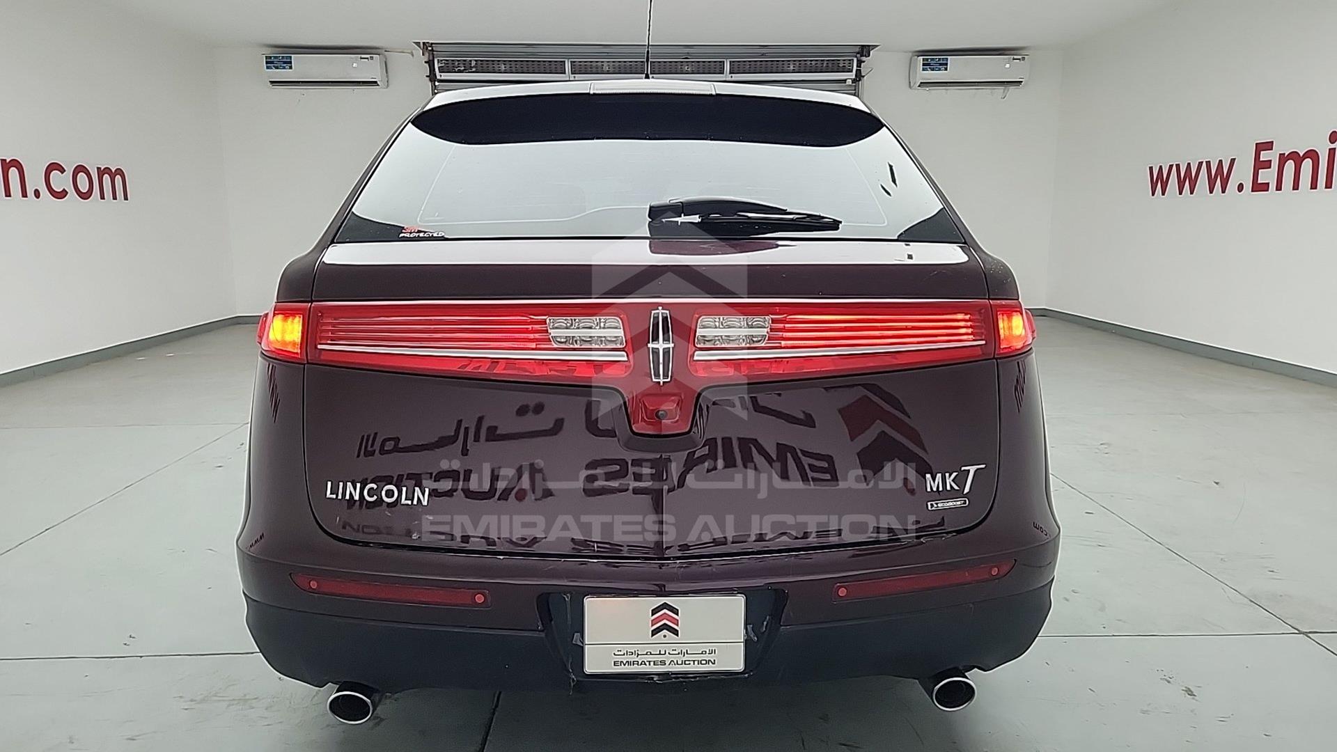 2011 LINCOLN MKT VIN: 2LMHJ5AT8BBJ52048